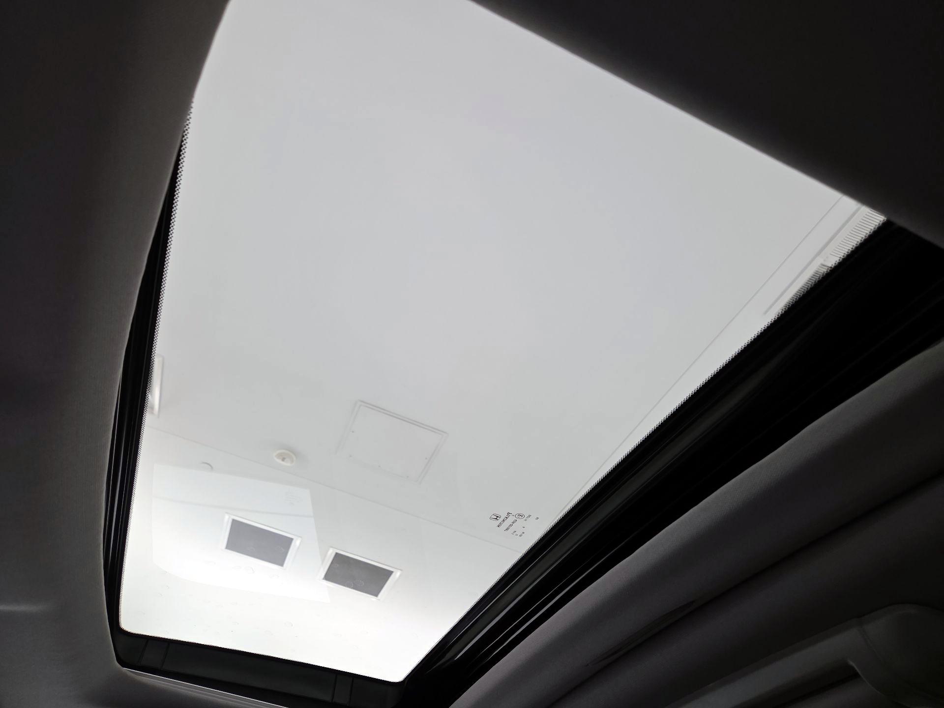 Thumbnail: 2017 Honda Pilot - 19