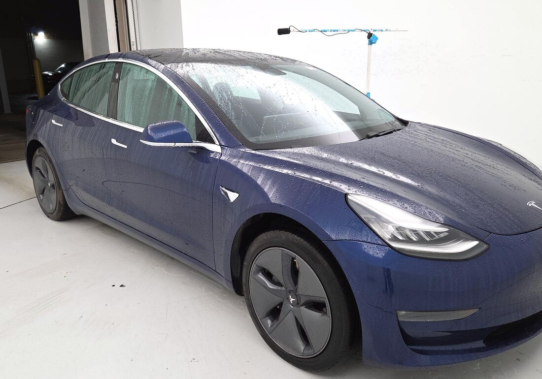 2019 Tesla Model 3 Long Range All-Wheel Drive in Blue — CarMax photo