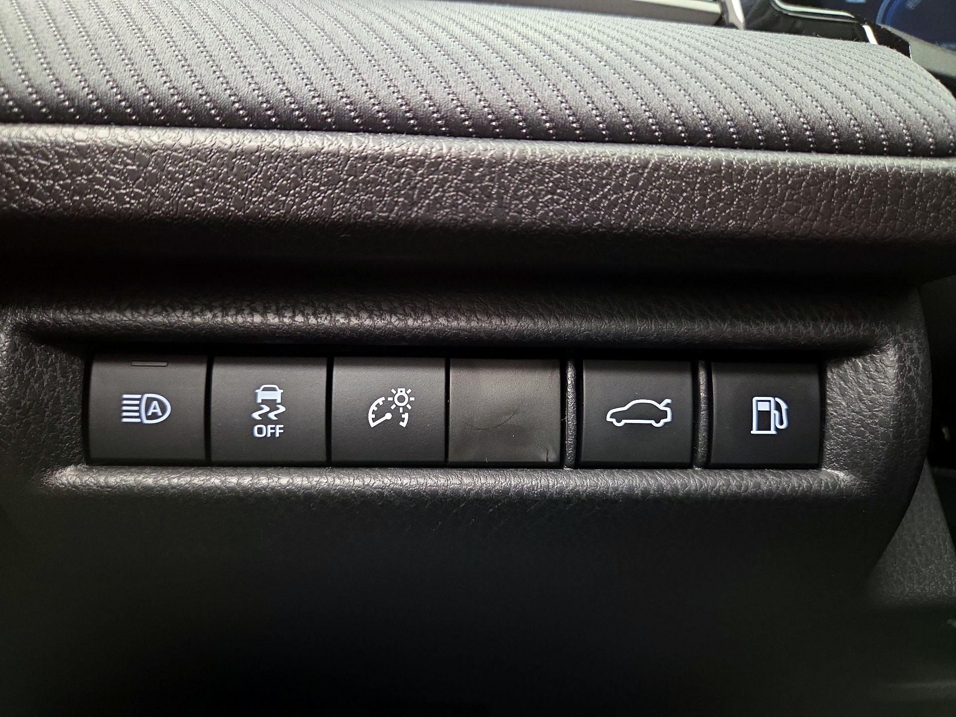 Thumbnail: 2026 Toyota Camry - 13