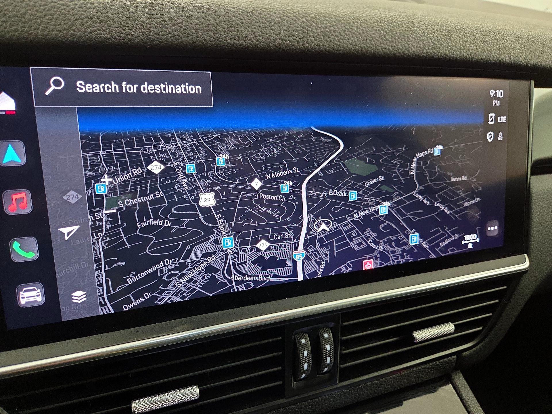 Thumbnail: 2023 Porsche Cayenne - 14