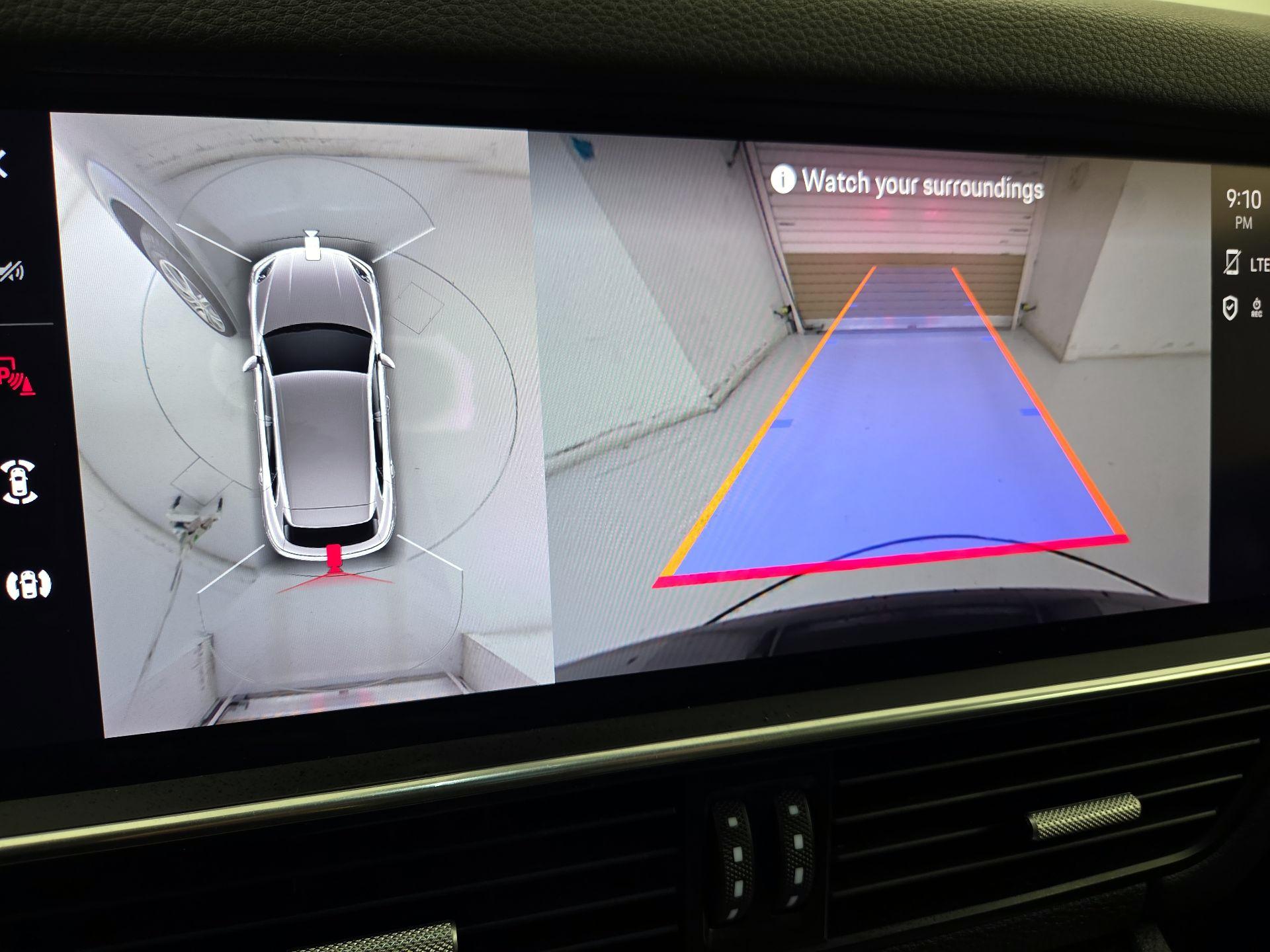 Thumbnail: 2023 Porsche Cayenne - 15