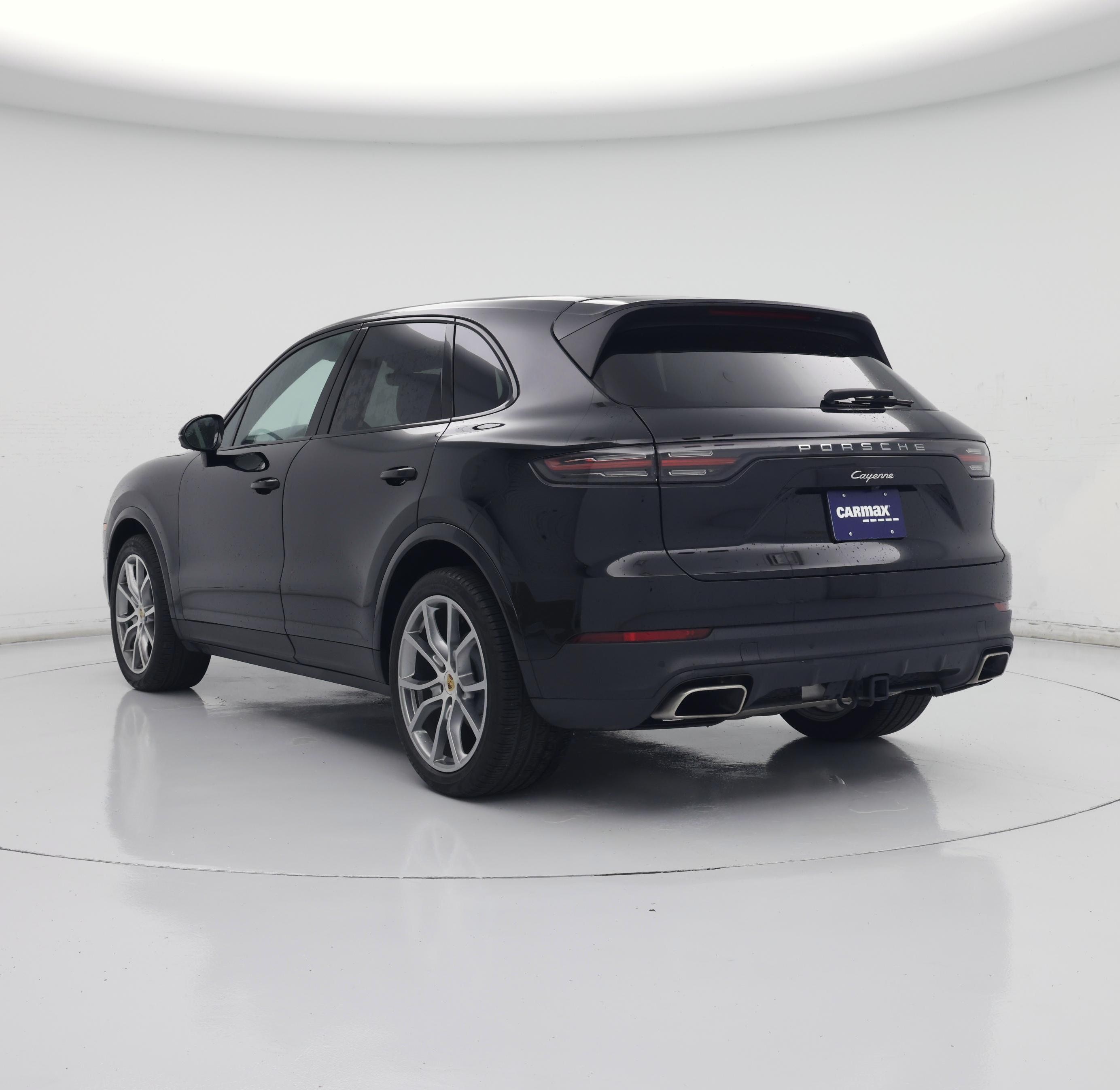 Thumbnail: 2023 Porsche Cayenne - 2