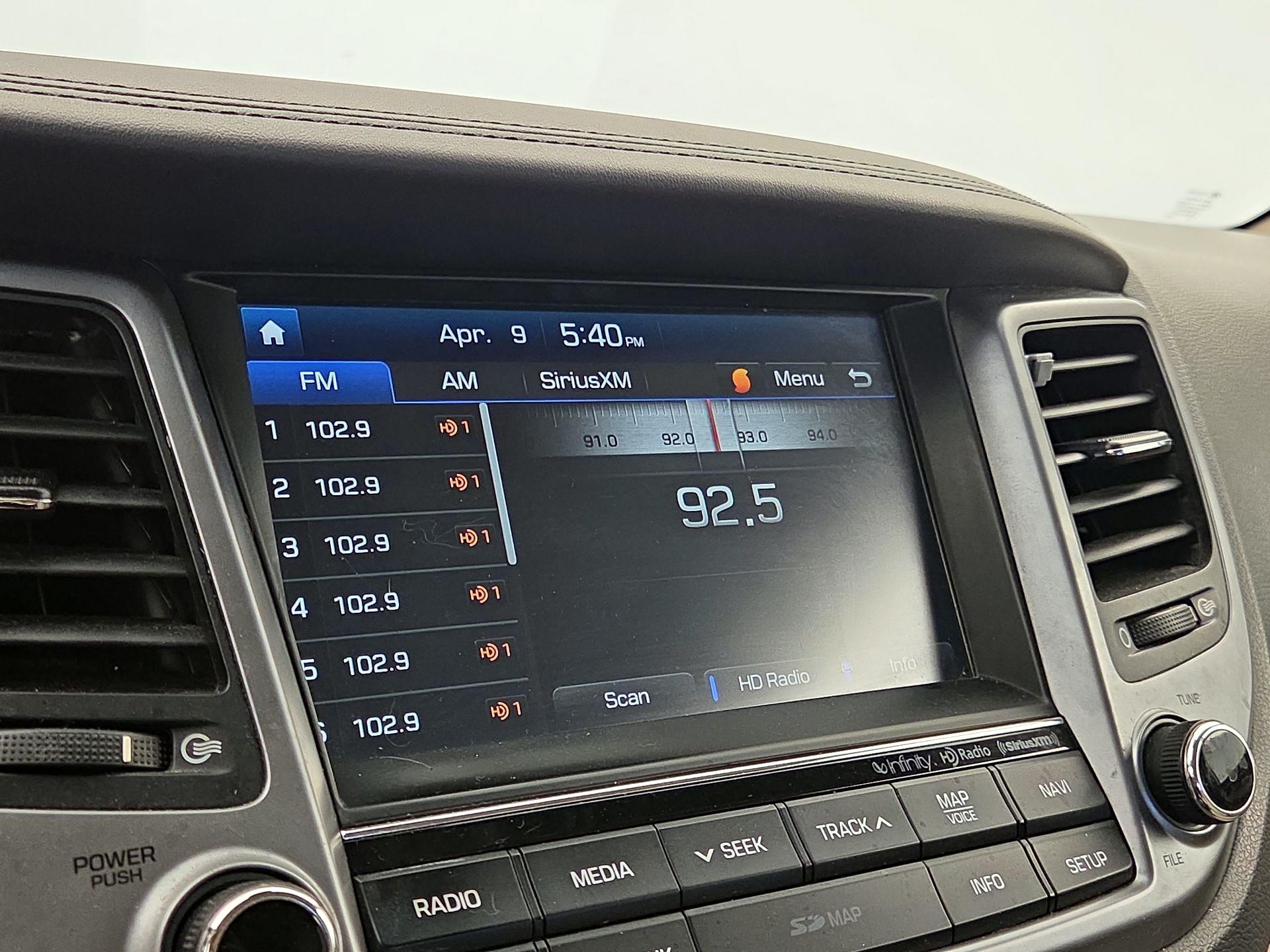 Thumbnail: 2017 Hyundai Tucson - 16