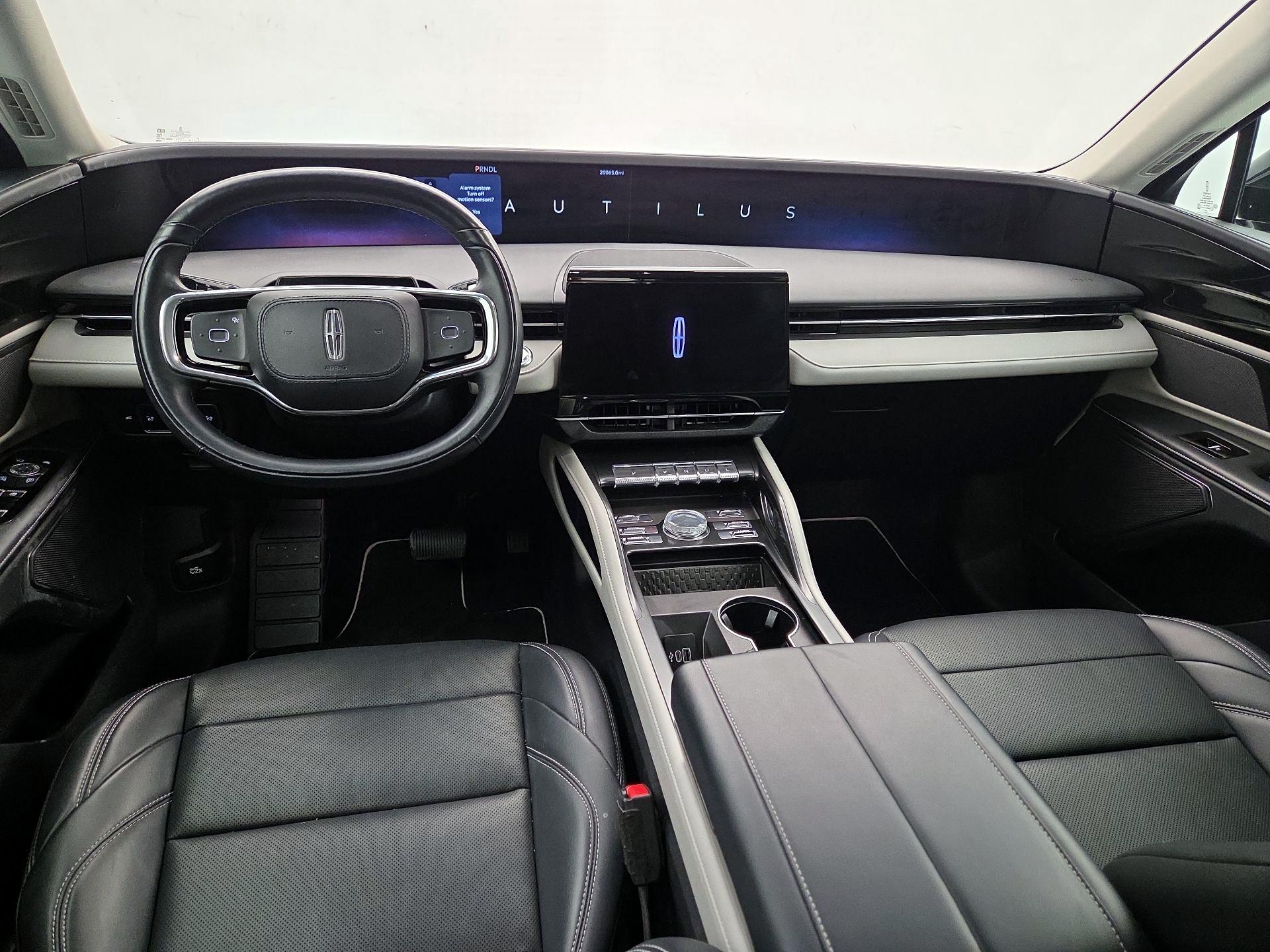 Thumbnail: 2024 Lincoln Nautilus - 9