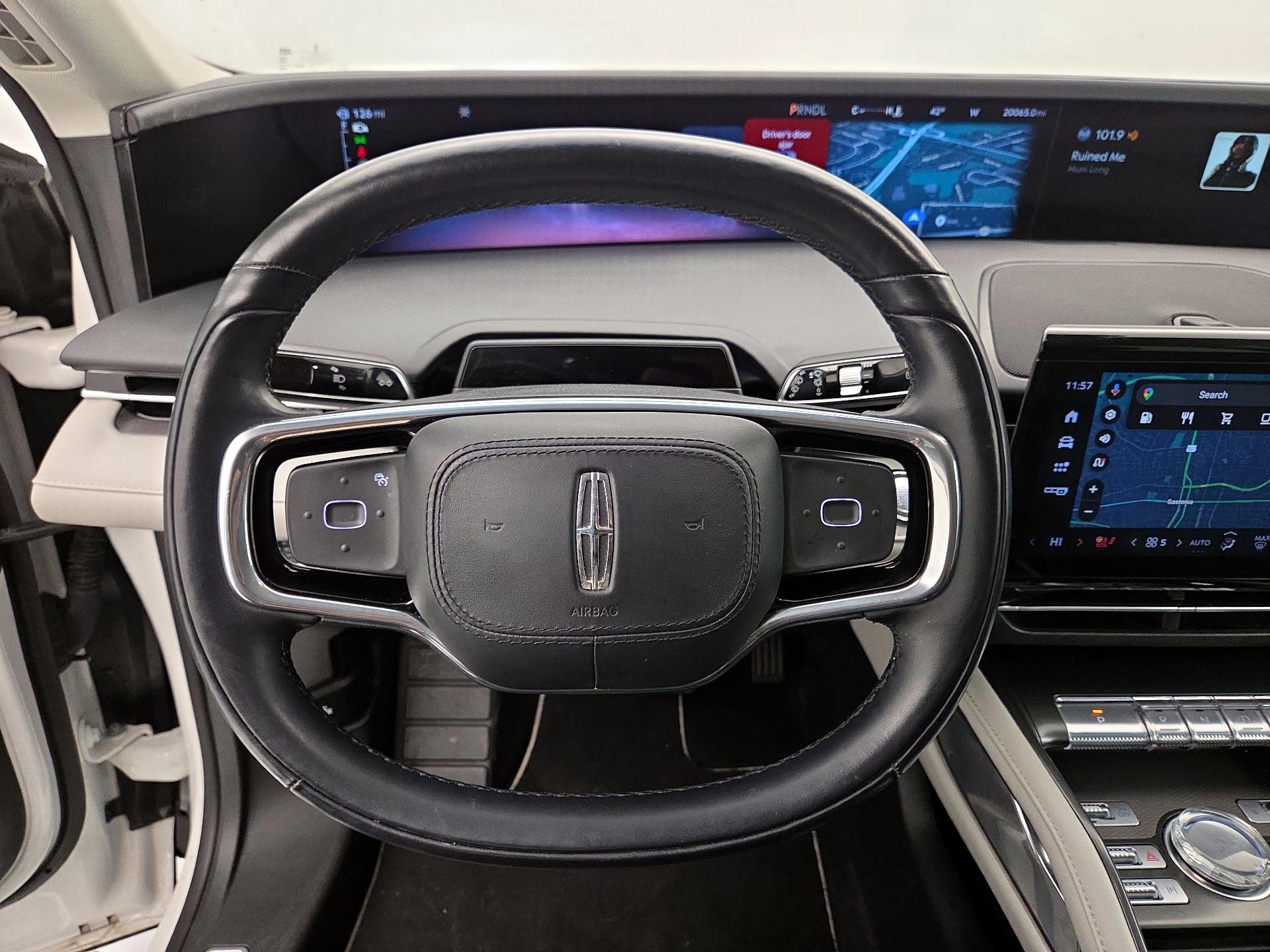 Thumbnail: 2024 Lincoln Nautilus - 10