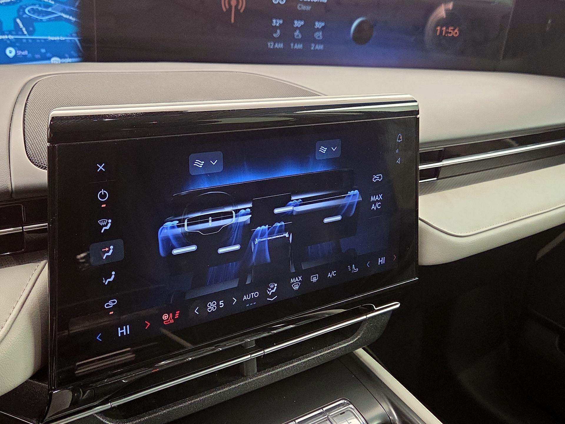 Thumbnail: 2024 Lincoln Nautilus - 17