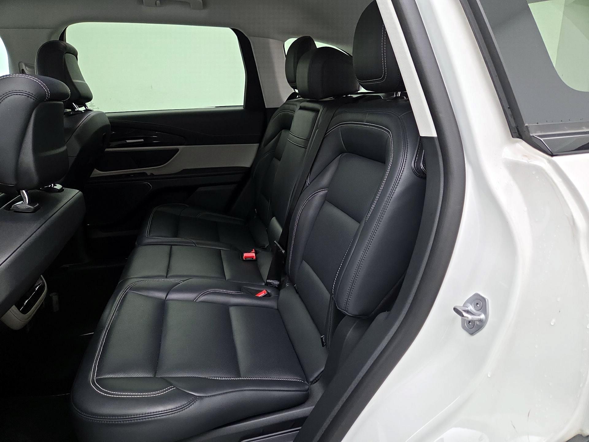 Thumbnail: 2024 Lincoln Nautilus - 20