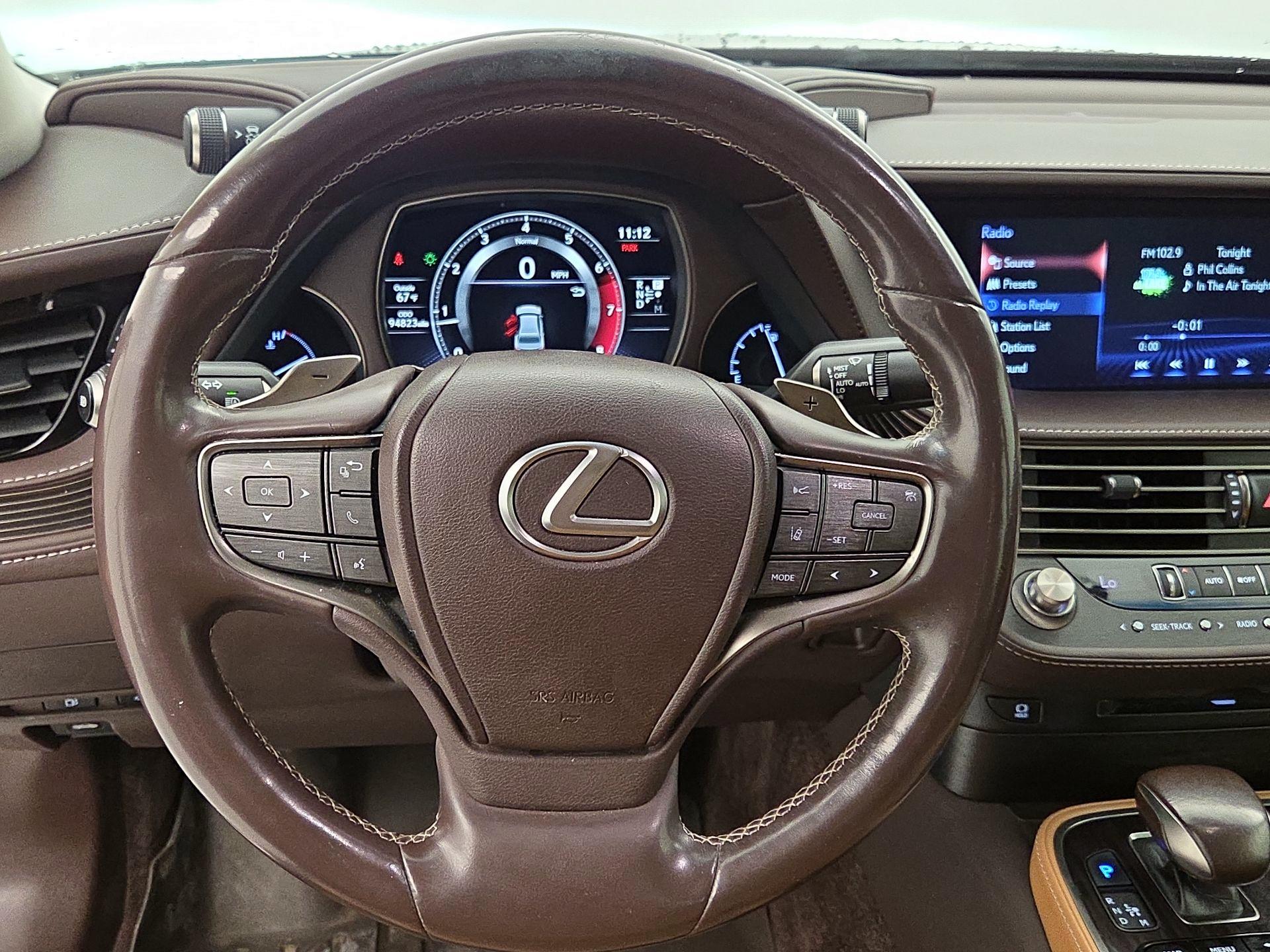 Thumbnail: 2018 Lexus LS - 10