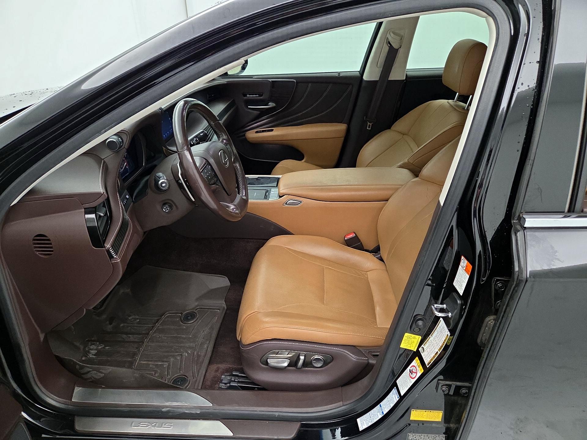 Thumbnail: 2018 Lexus LS - 11