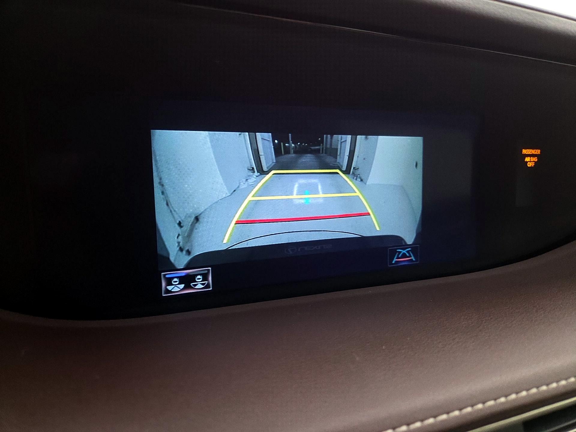 Thumbnail: 2018 Lexus LS - 15