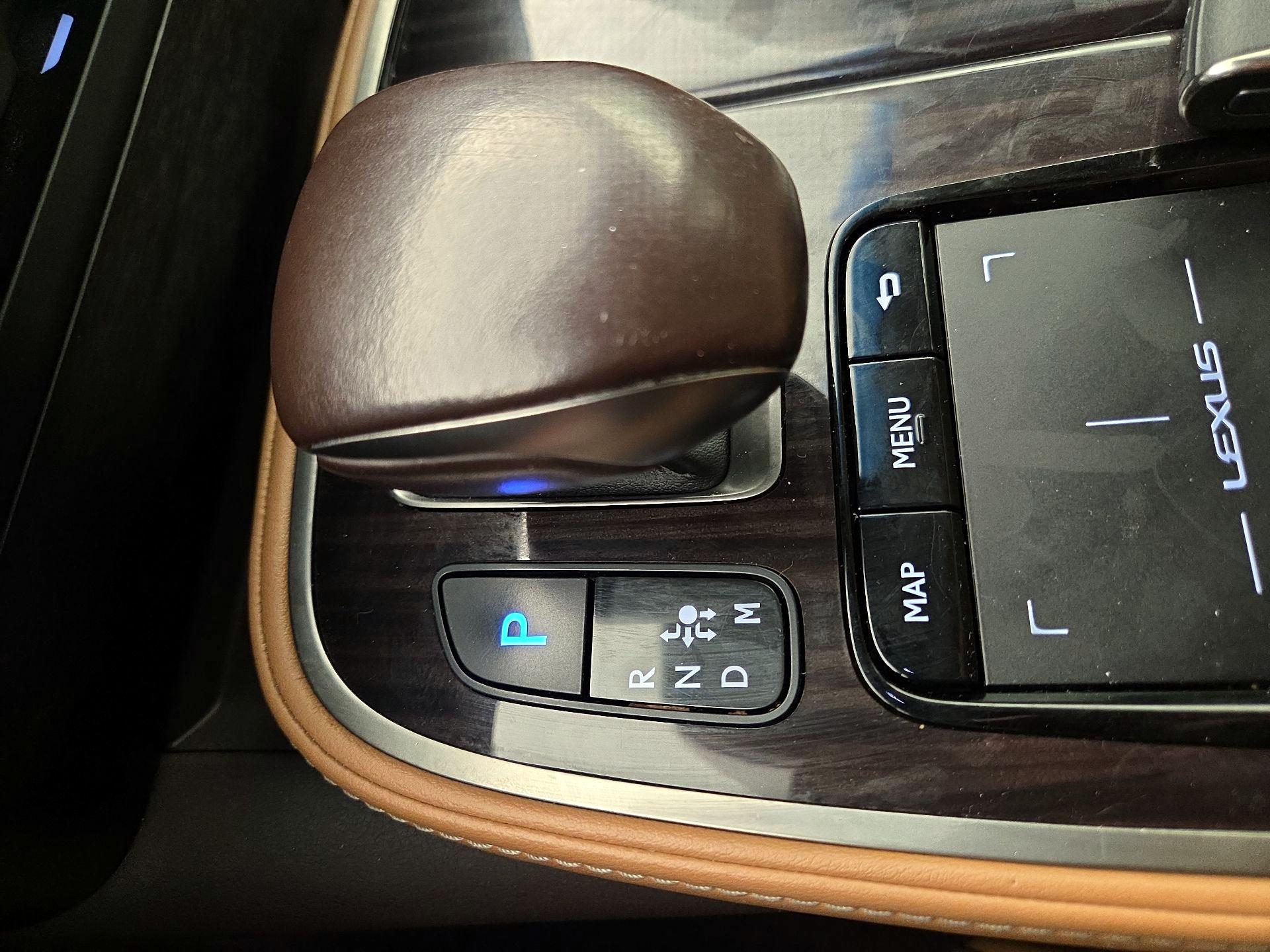 Thumbnail: 2018 Lexus LS - 18