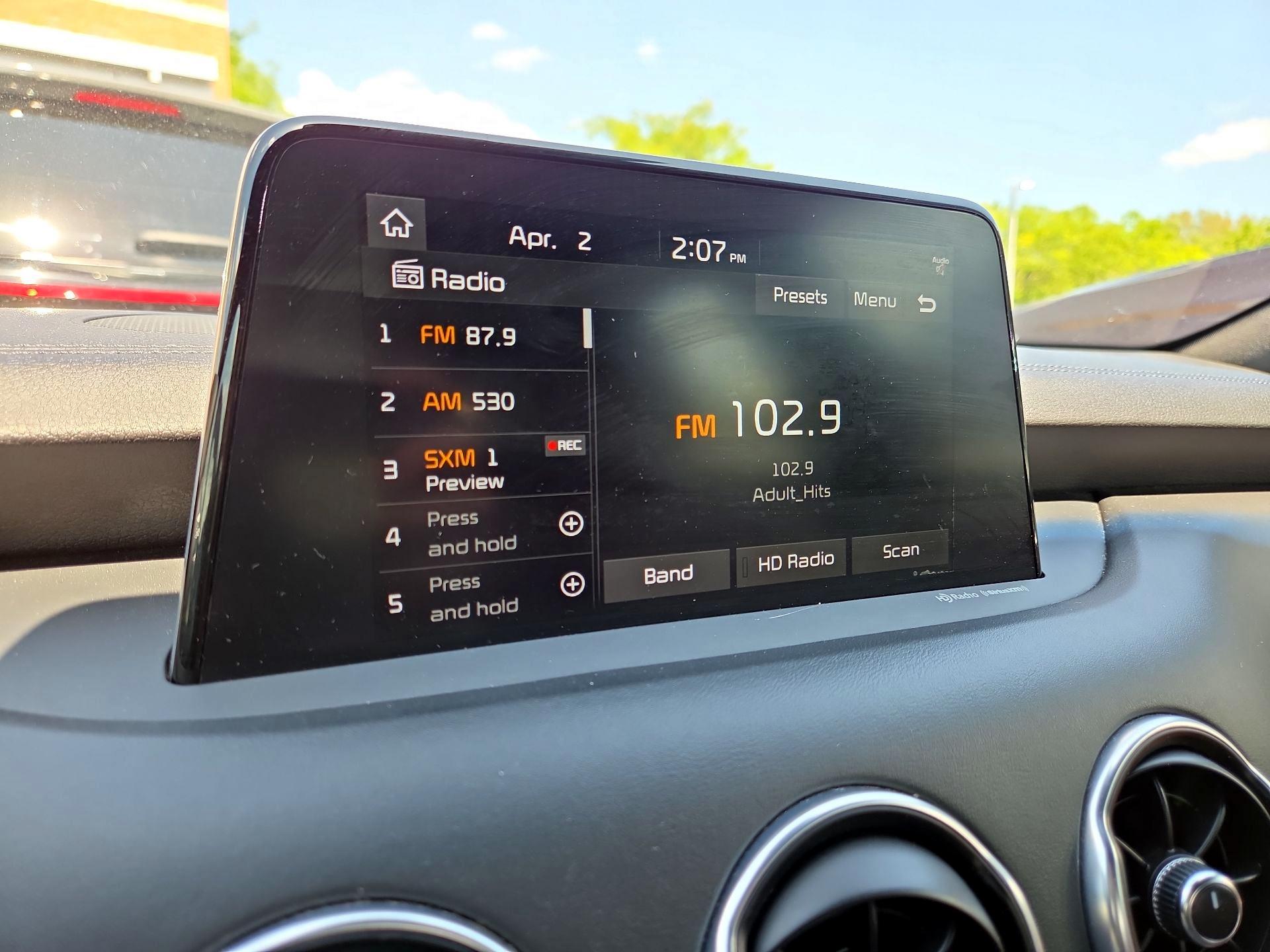 Thumbnail: 2018 Kia Stinger - 16