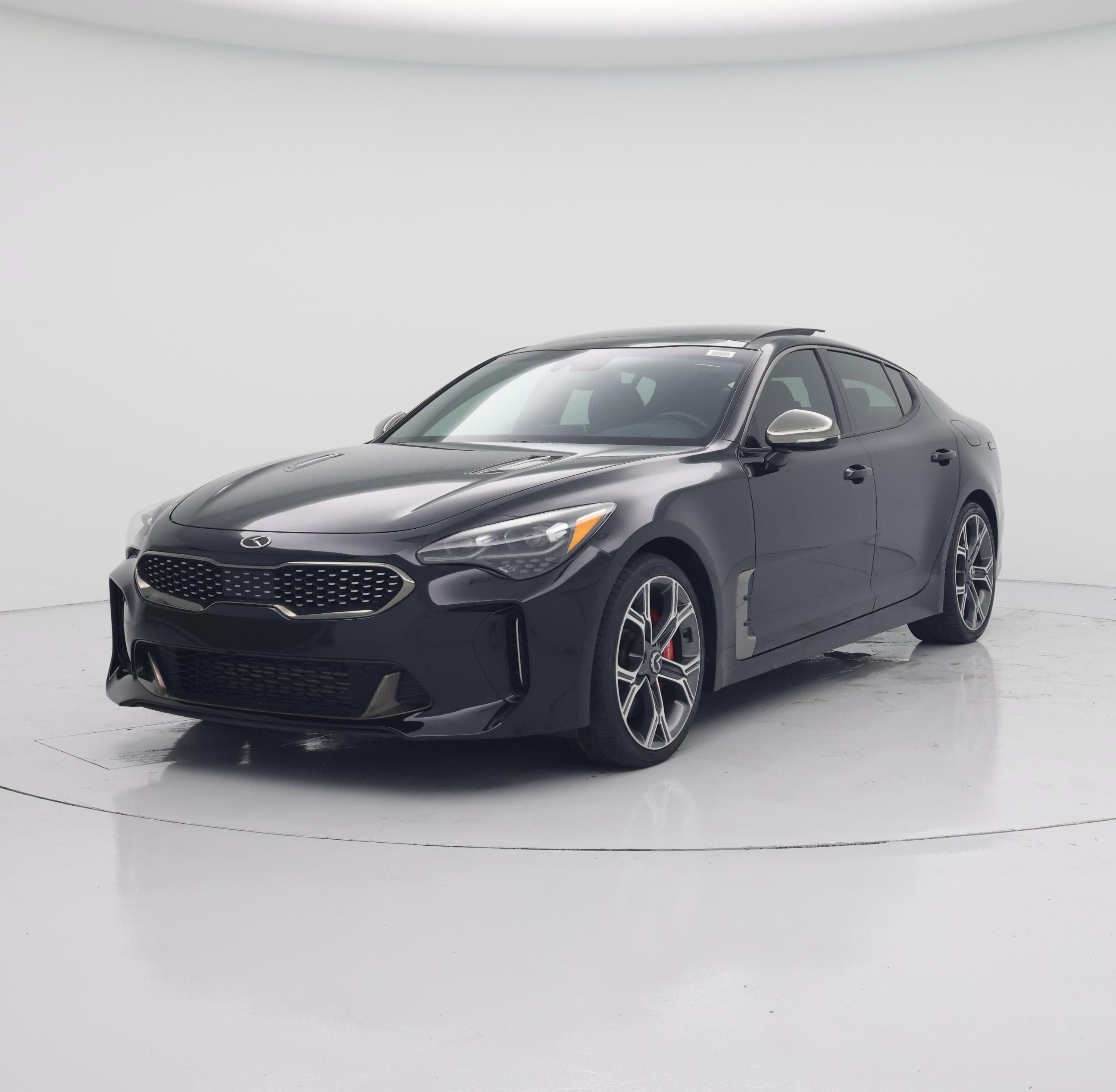 Thumbnail: 2018 Kia Stinger - 4