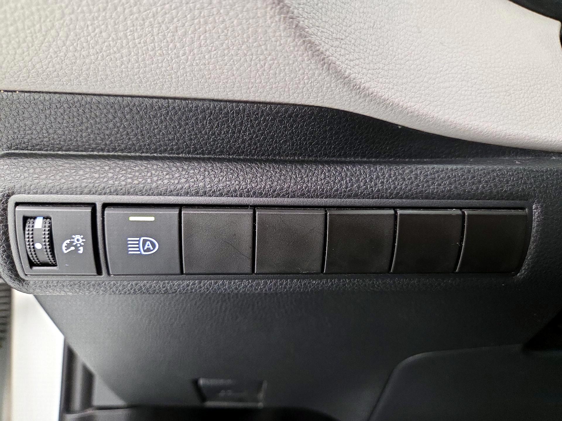 Thumbnail: 2021 Toyota Corolla - 13