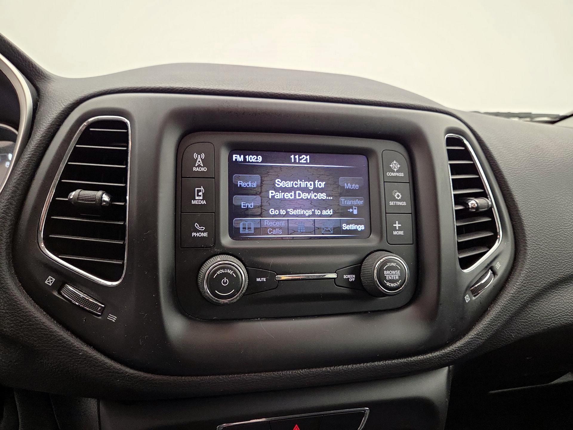 Thumbnail: 2018 Jeep Compass - 16