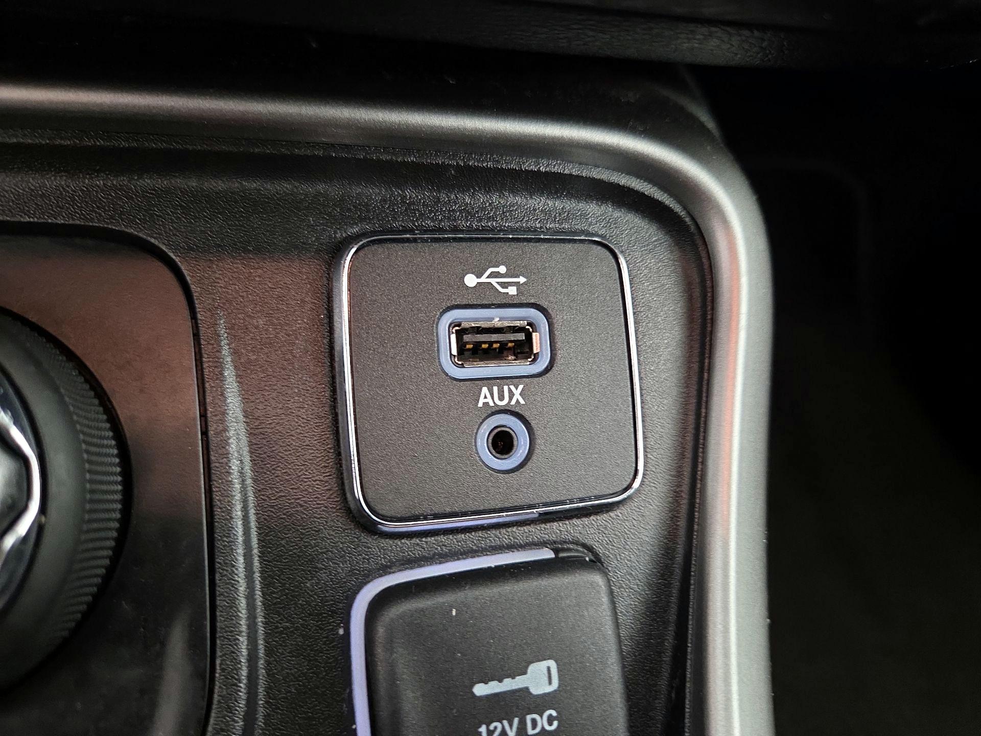 Thumbnail: 2018 Jeep Compass - 19