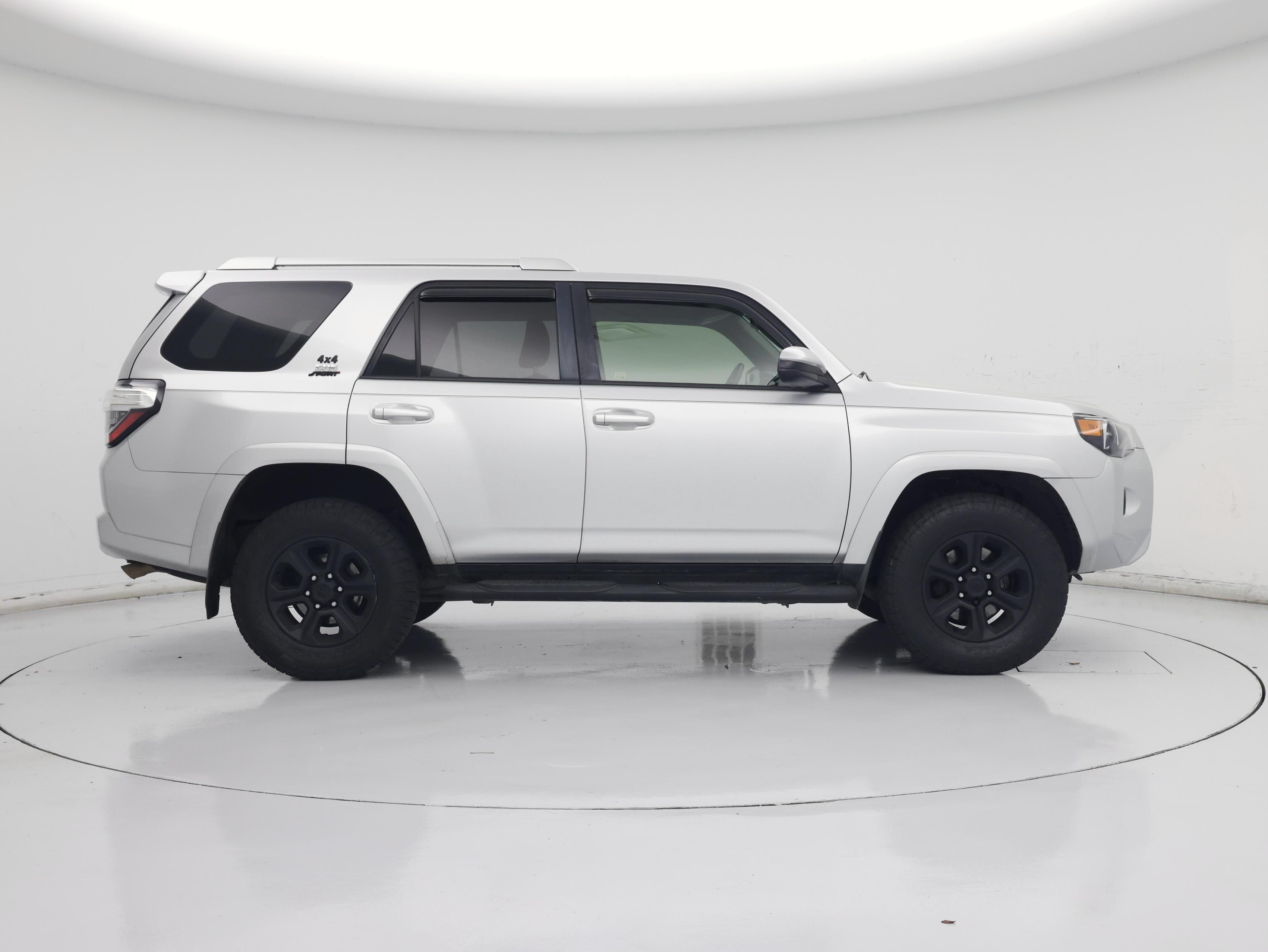 Thumbnail: 2014 Toyota 4Runner - 7