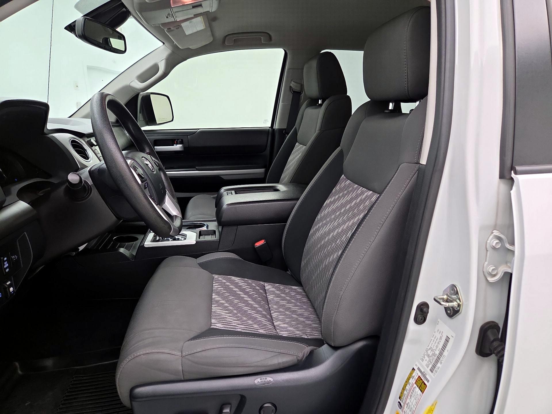 Thumbnail: 2018 Toyota Tundra - 11