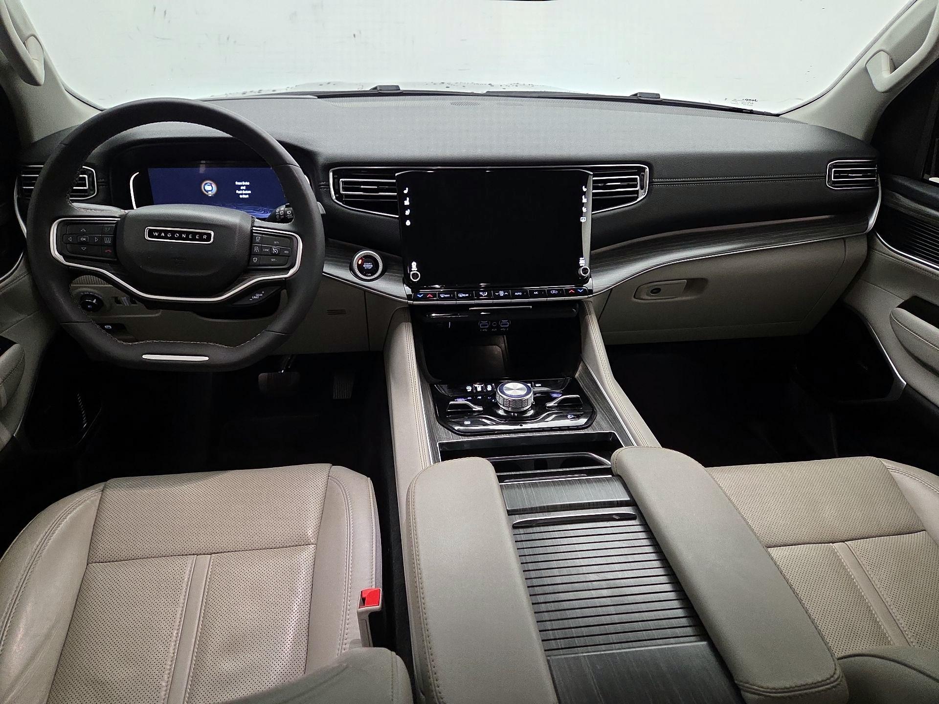 Thumbnail: 2023 Jeep Wagoneer - 9