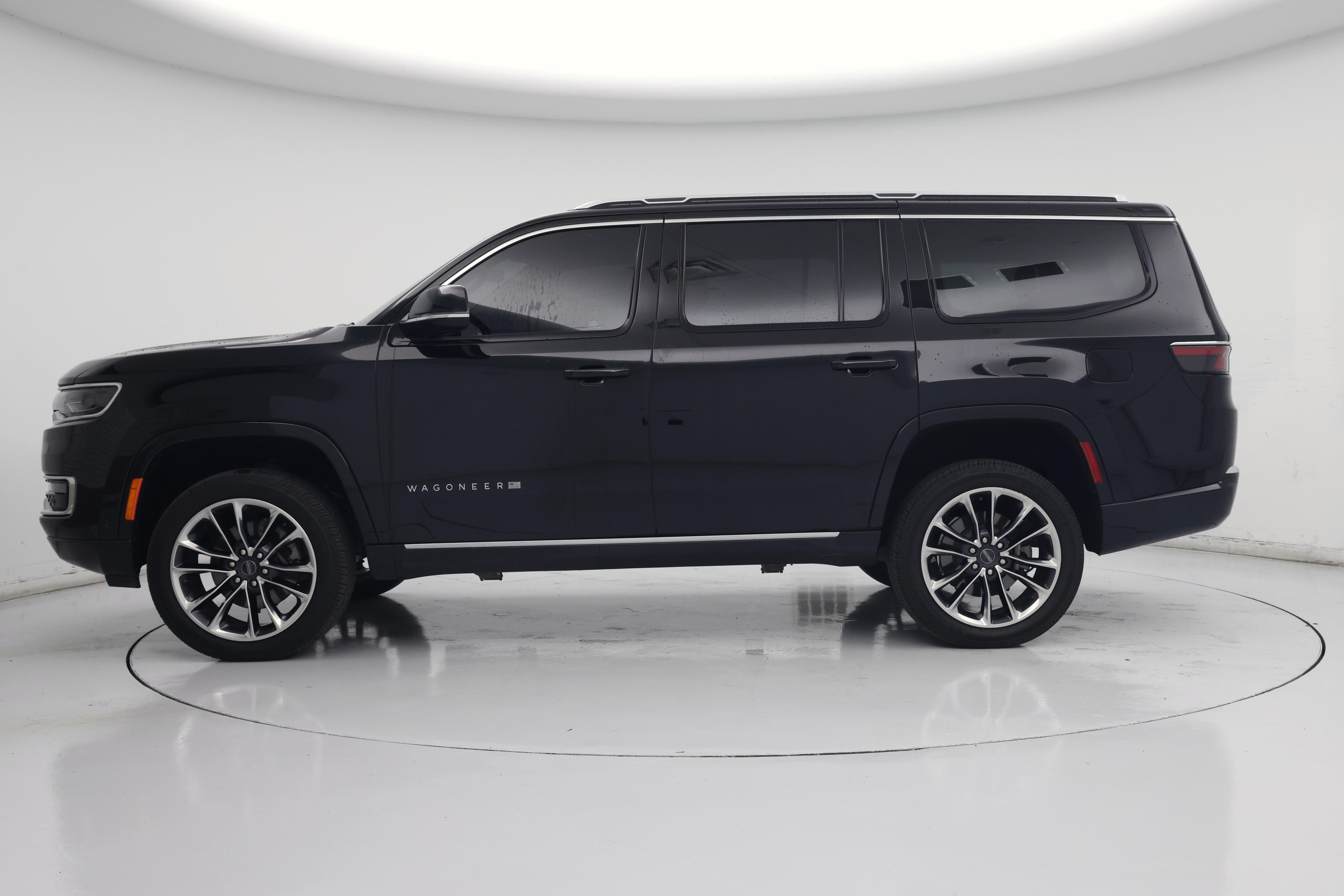 Thumbnail: 2023 Jeep Wagoneer - 3