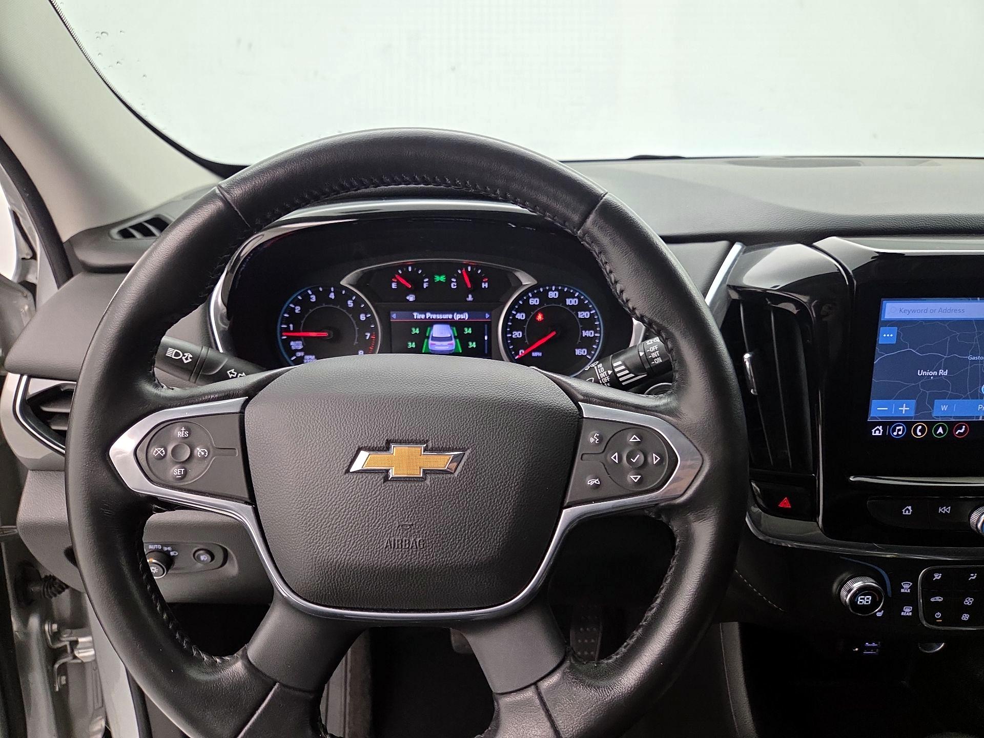 Thumbnail: 2021 Chevrolet Traverse - 10