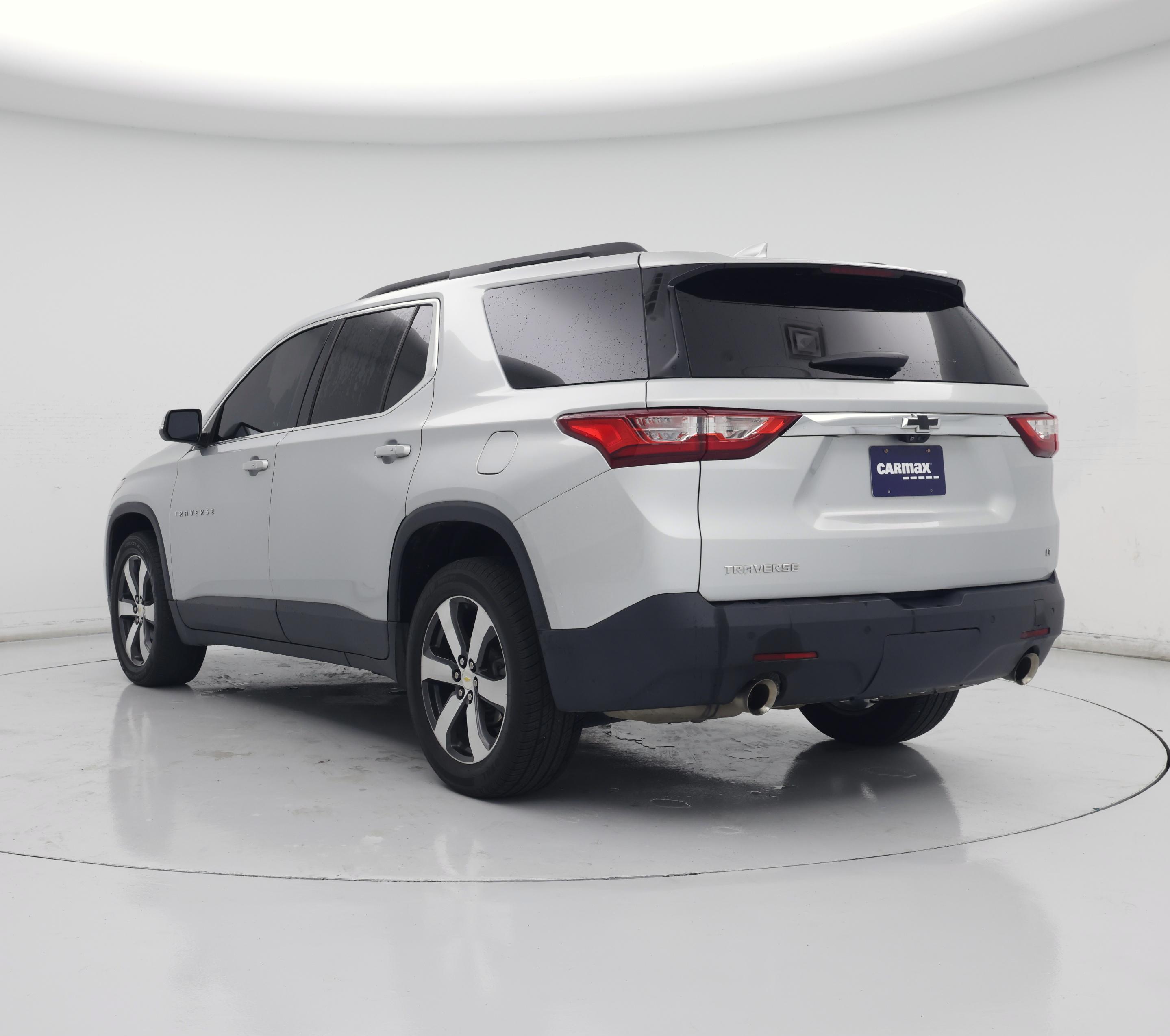 Thumbnail: 2021 Chevrolet Traverse - 2