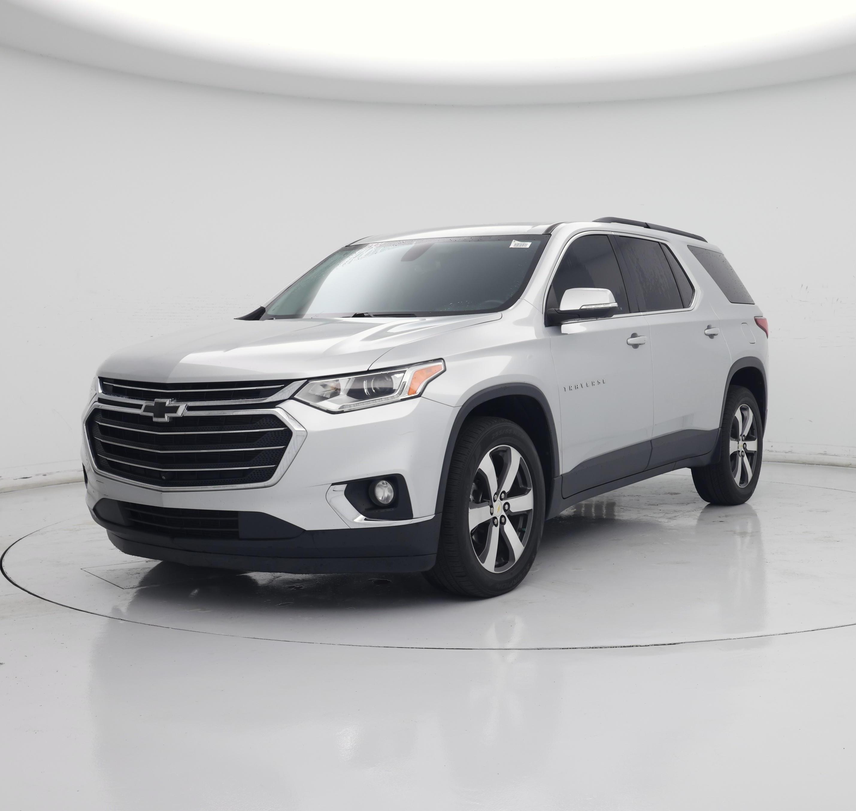 Thumbnail: 2021 Chevrolet Traverse - 4