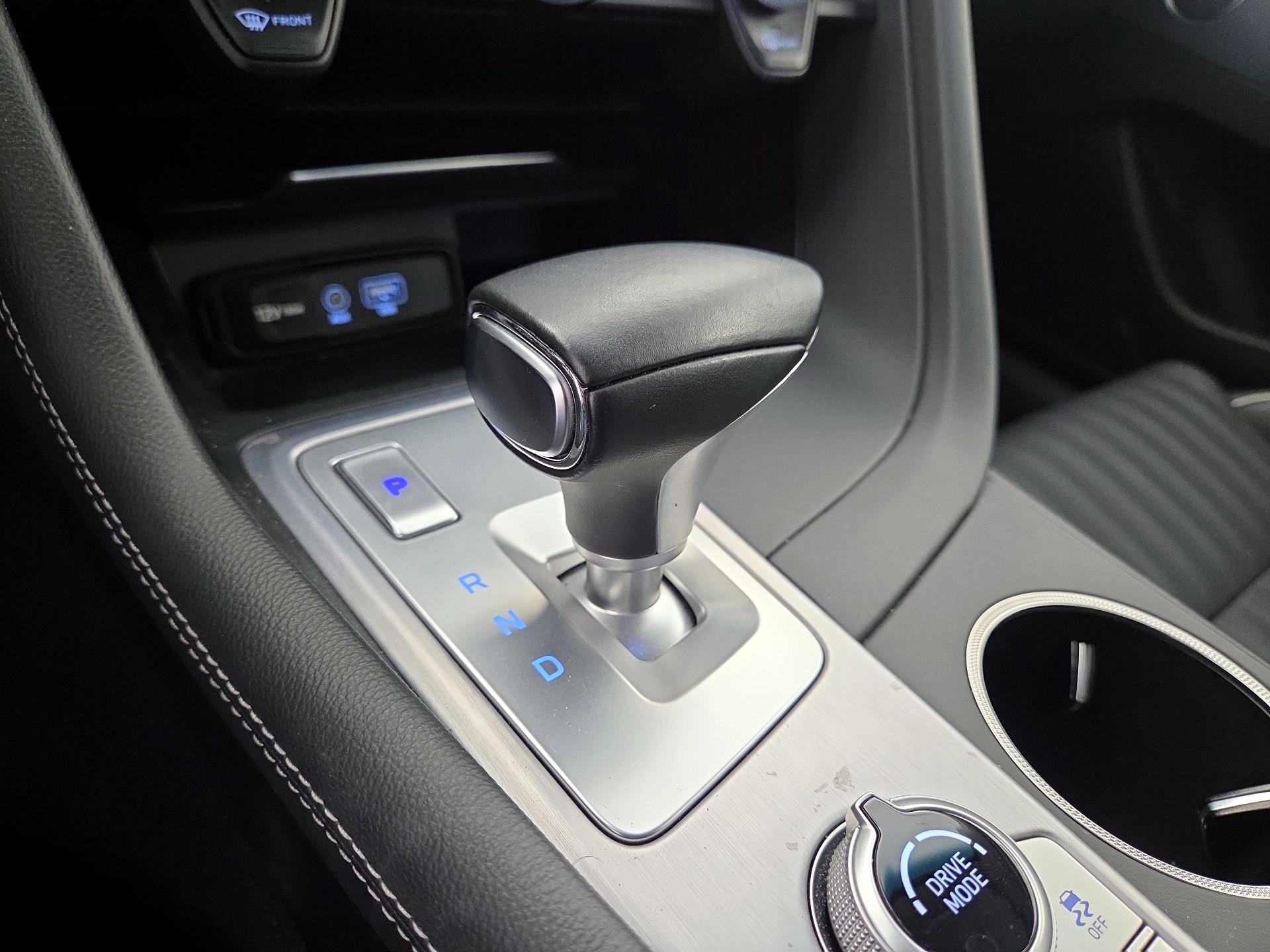 Thumbnail: 2019 Genesis G70 - 17