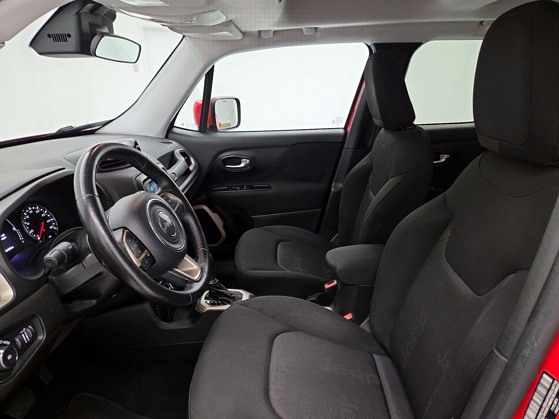 Thumbnail: 2015 Jeep Renegade - 11