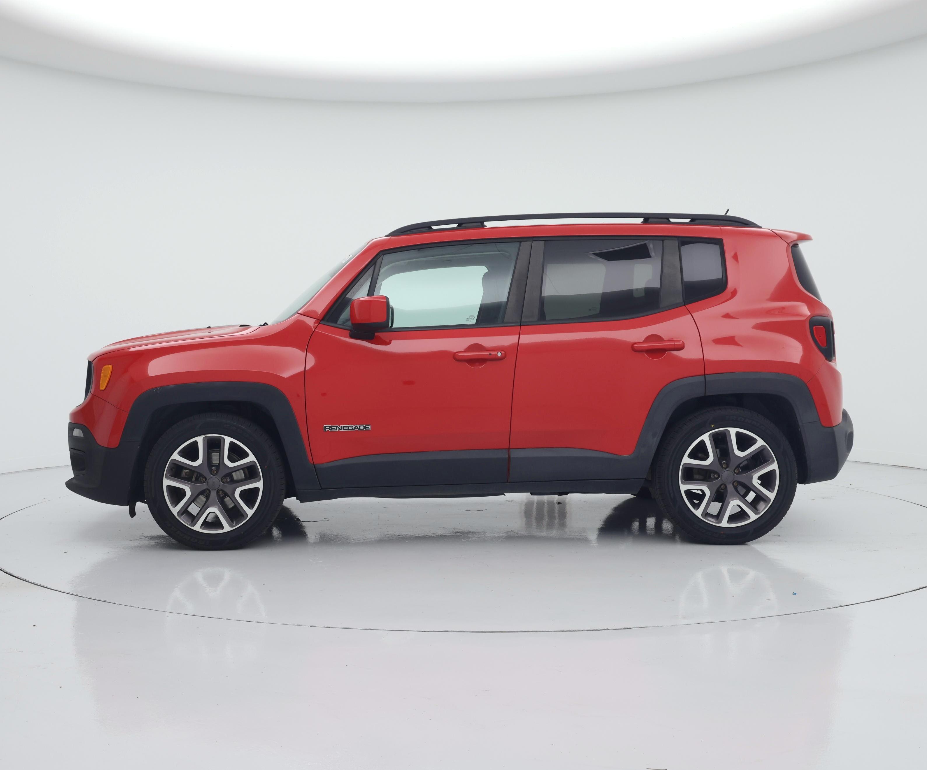 Thumbnail: 2015 Jeep Renegade - 3