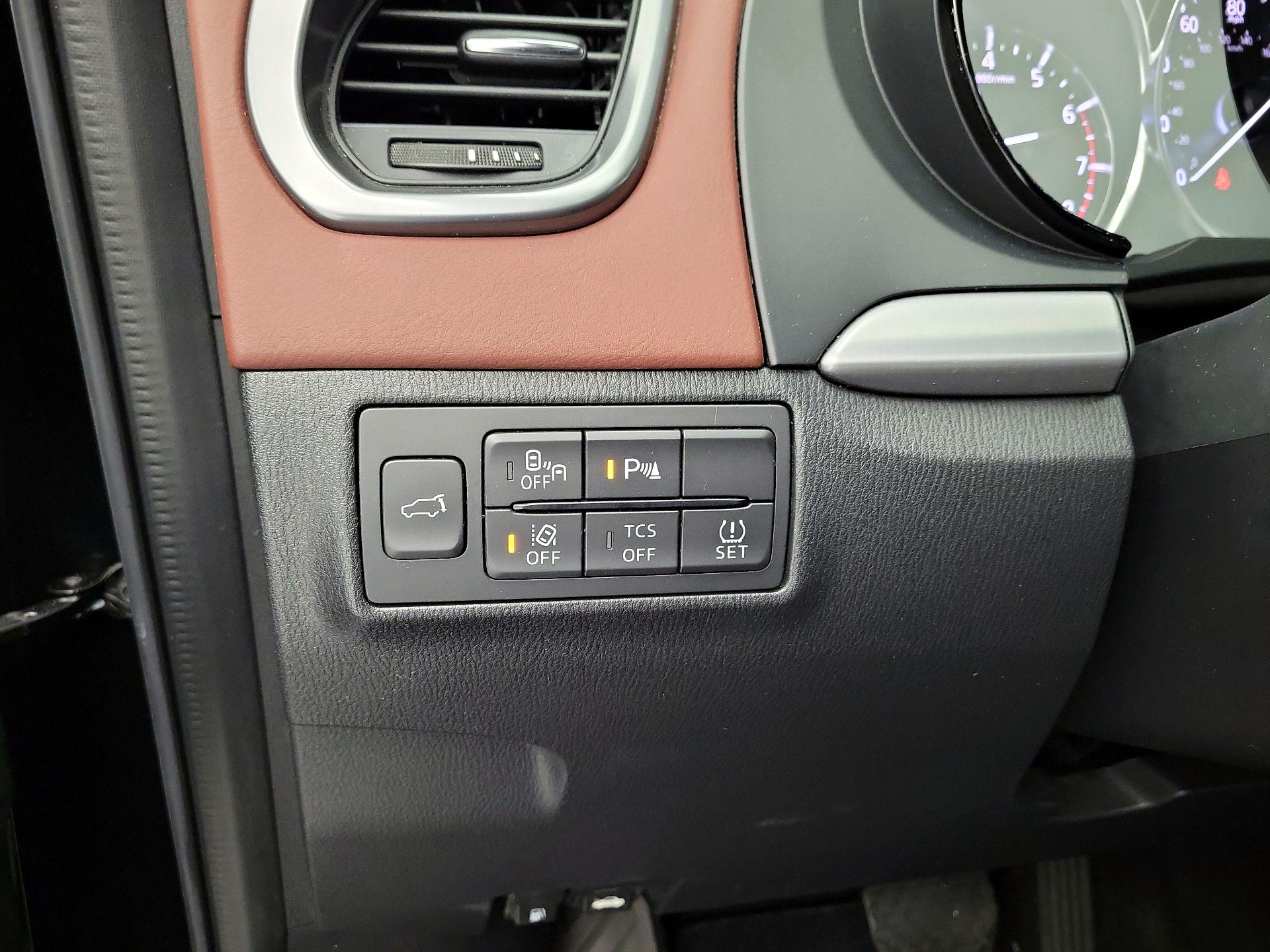 Thumbnail: 2017 Mazda CX-9 - 13