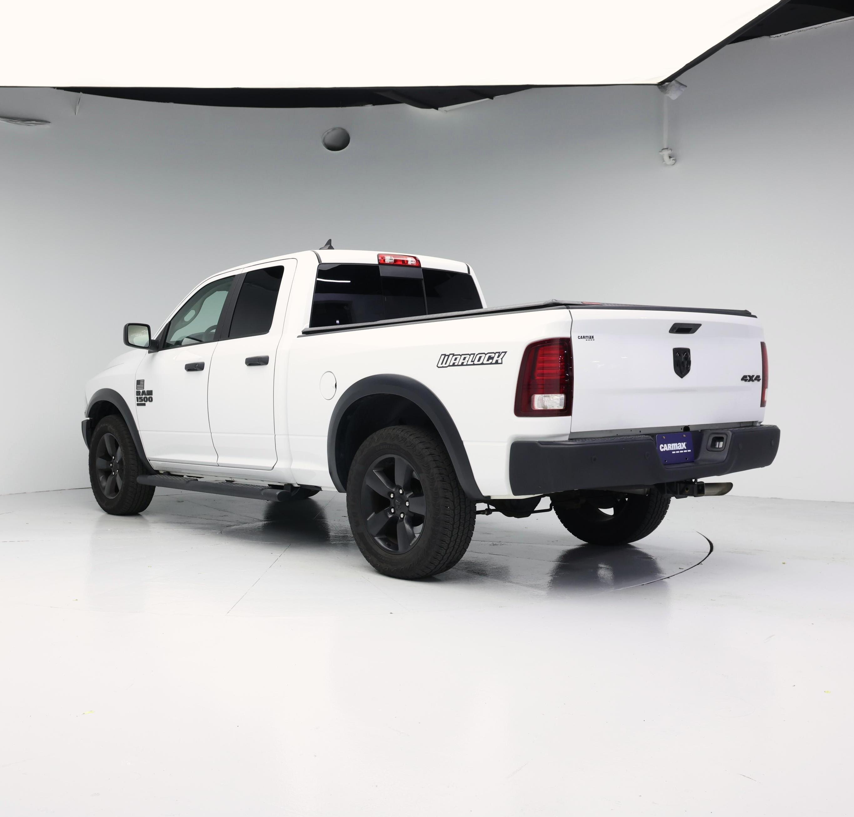 Thumbnail: 2020 RAM 1500 Classic - 2