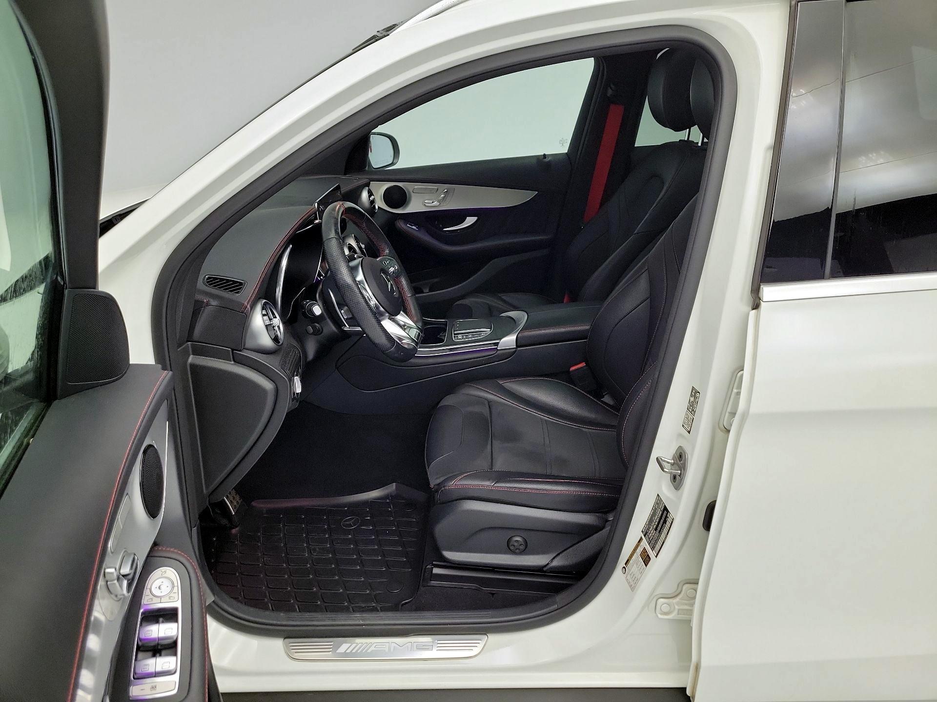 Thumbnail: 2022 Mercedes-Benz GLC - 11