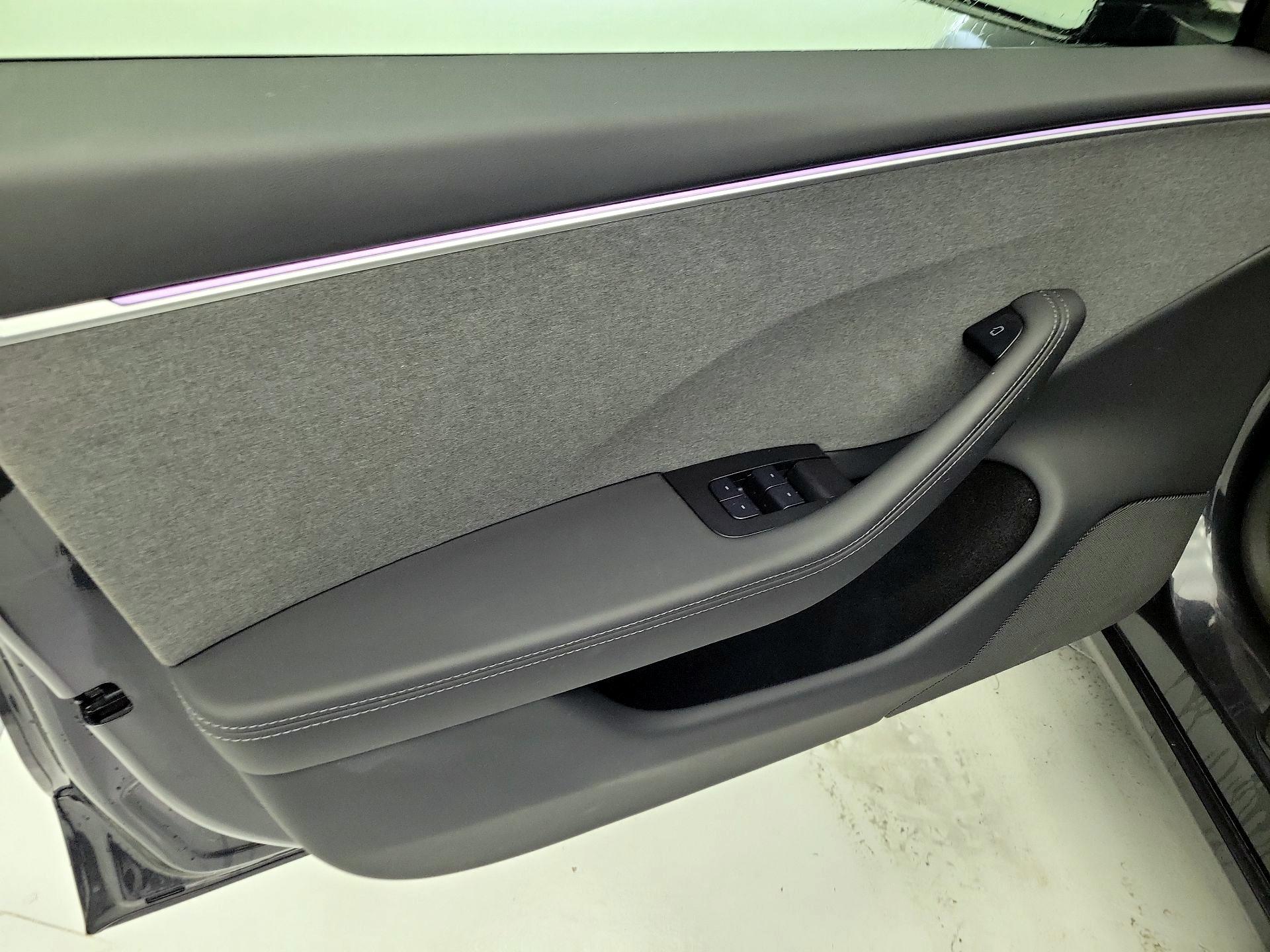 Thumbnail: 2025 Tesla Model 3 - 12