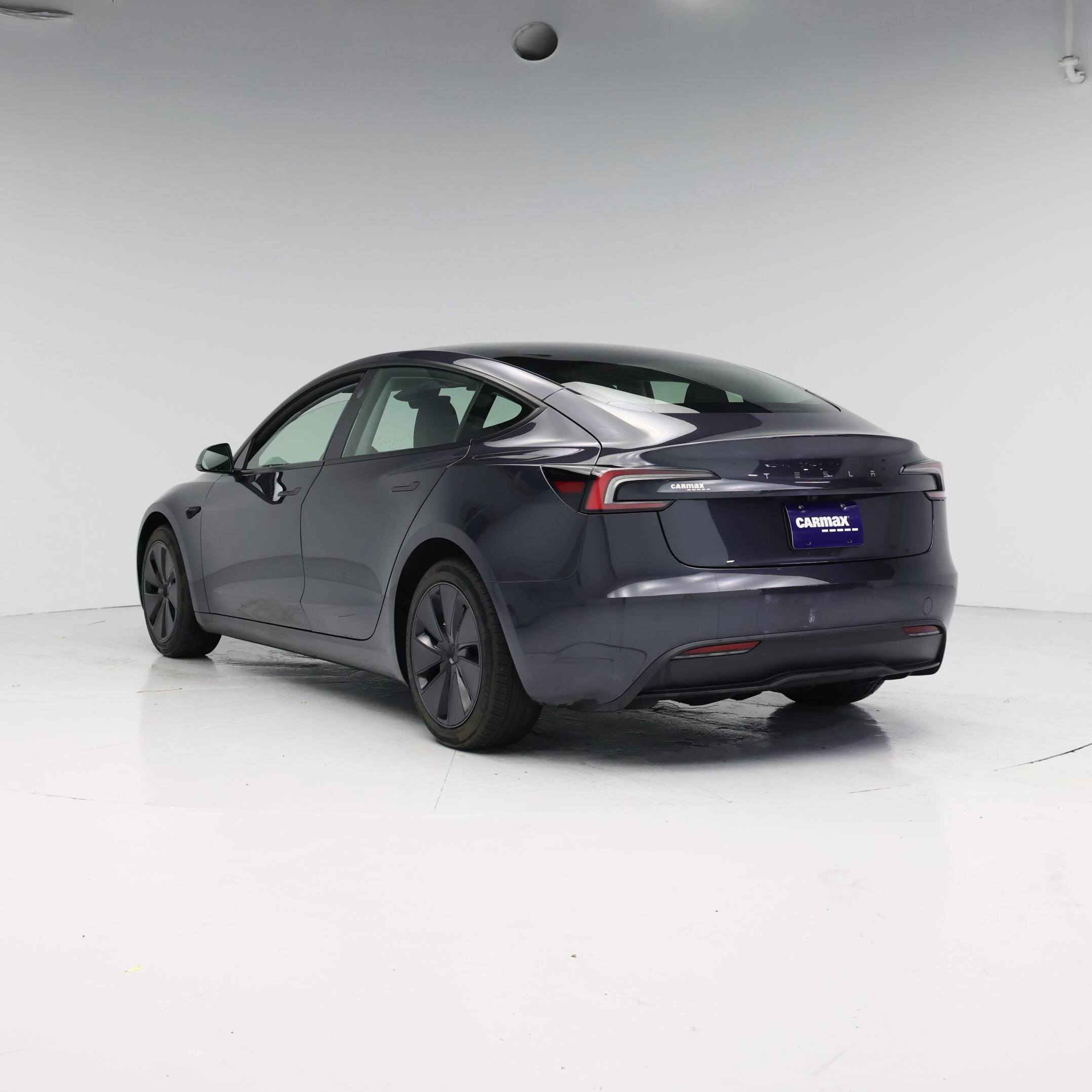 Thumbnail: 2025 Tesla Model 3 - 2