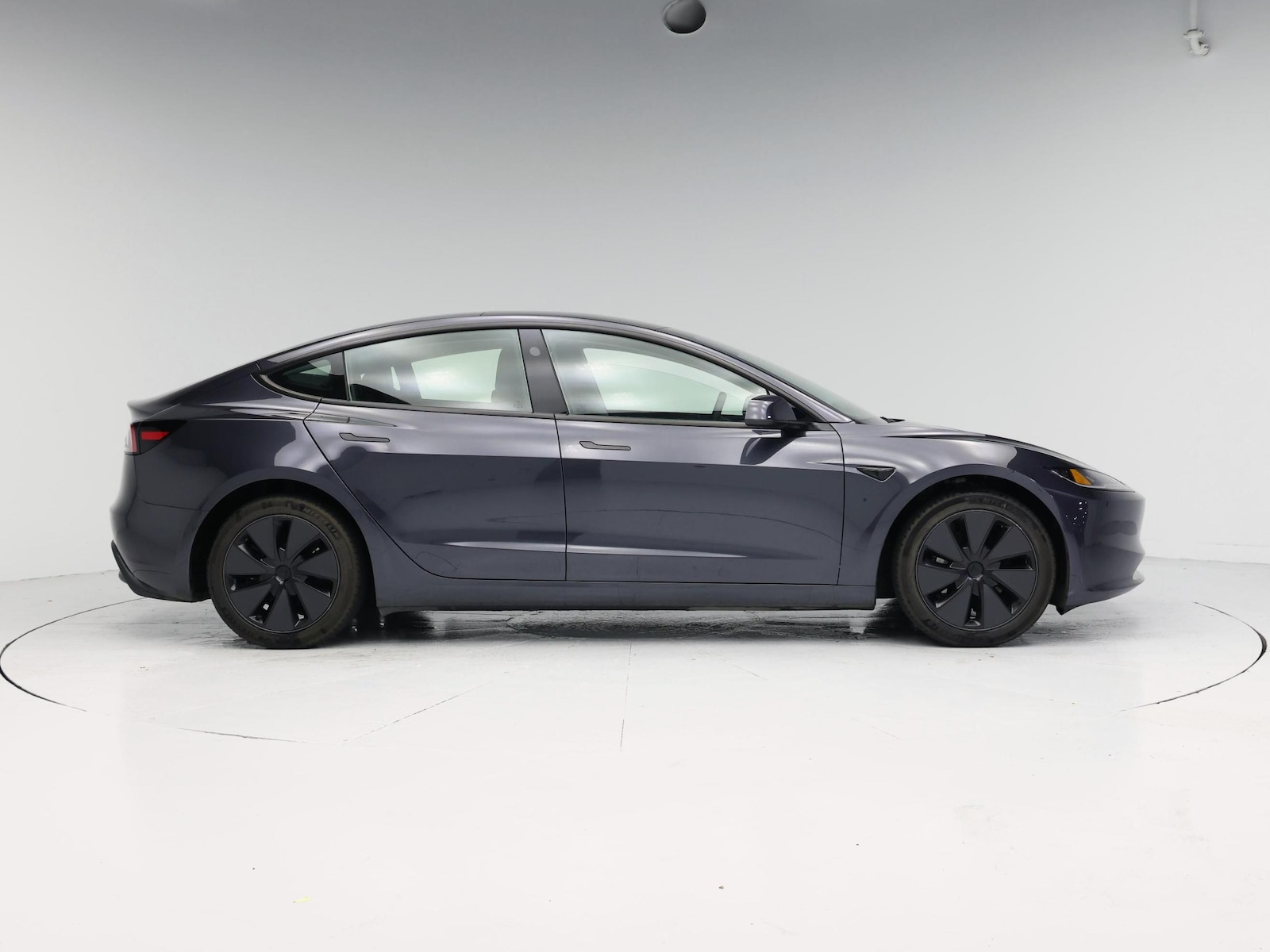 2025 Tesla Model 3 Long Range - Photo 8