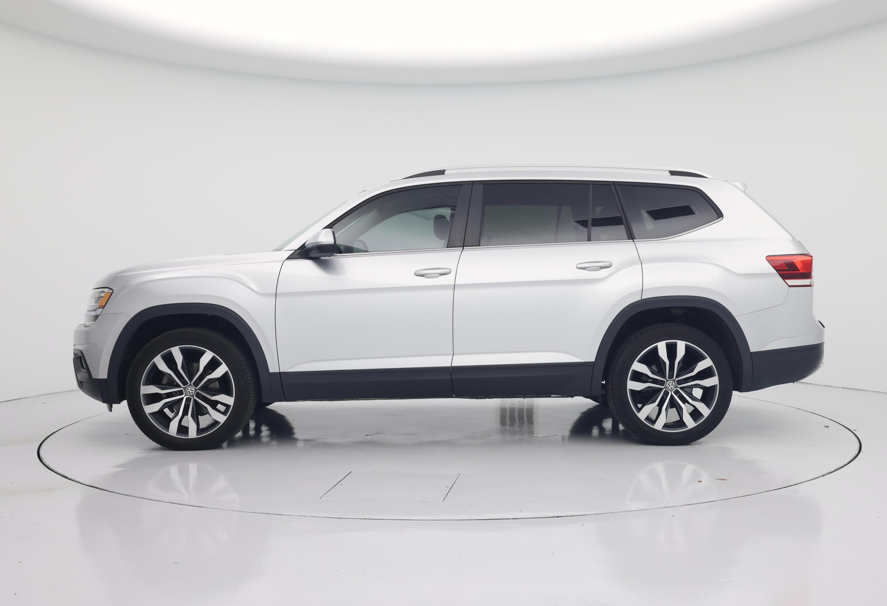 Thumbnail: 2019 Volkswagen Atlas - 3