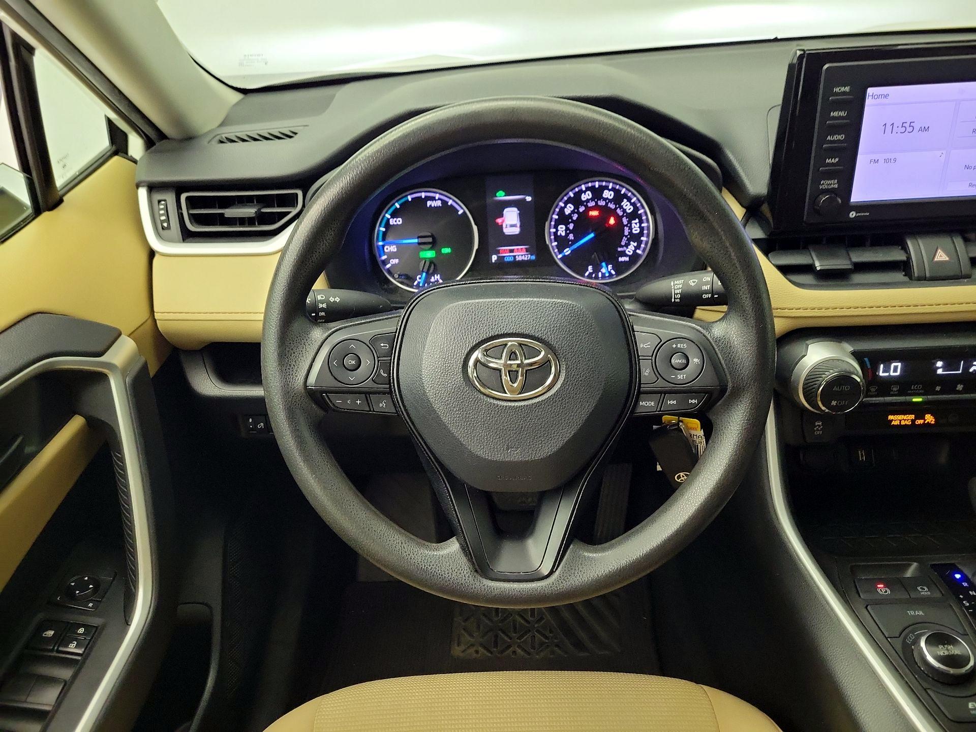 Thumbnail: 2021 Toyota RAV4 - 10