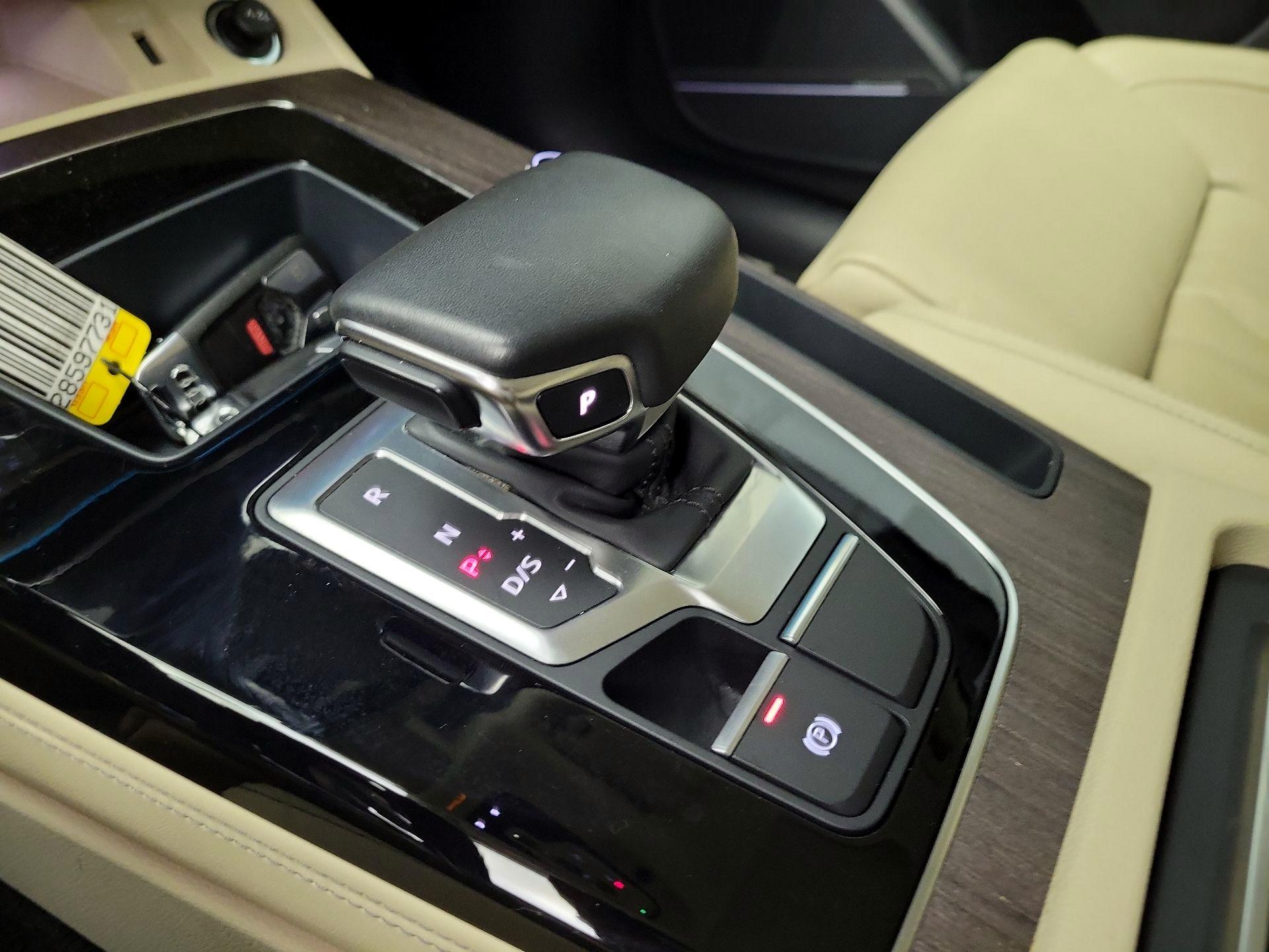 Thumbnail: 2023 Audi Q5 - 17