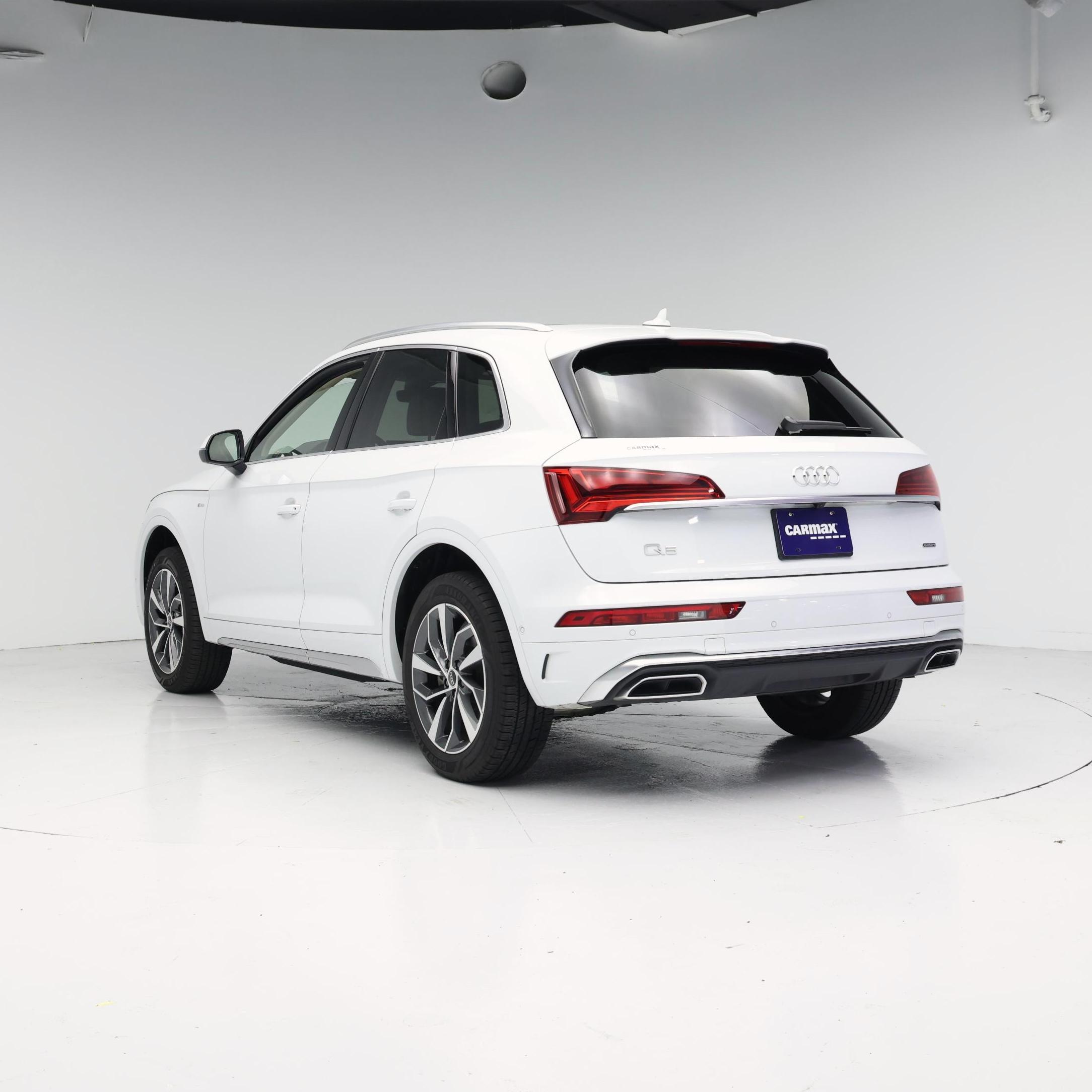 Thumbnail: 2023 Audi Q5 - 2