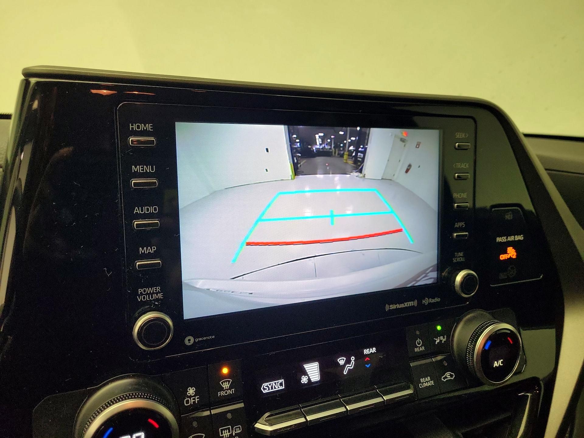 Thumbnail: 2021 Toyota Highlander - 14