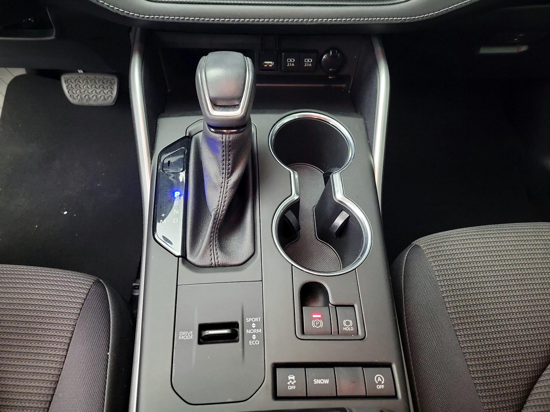 Thumbnail: 2021 Toyota Highlander - 17