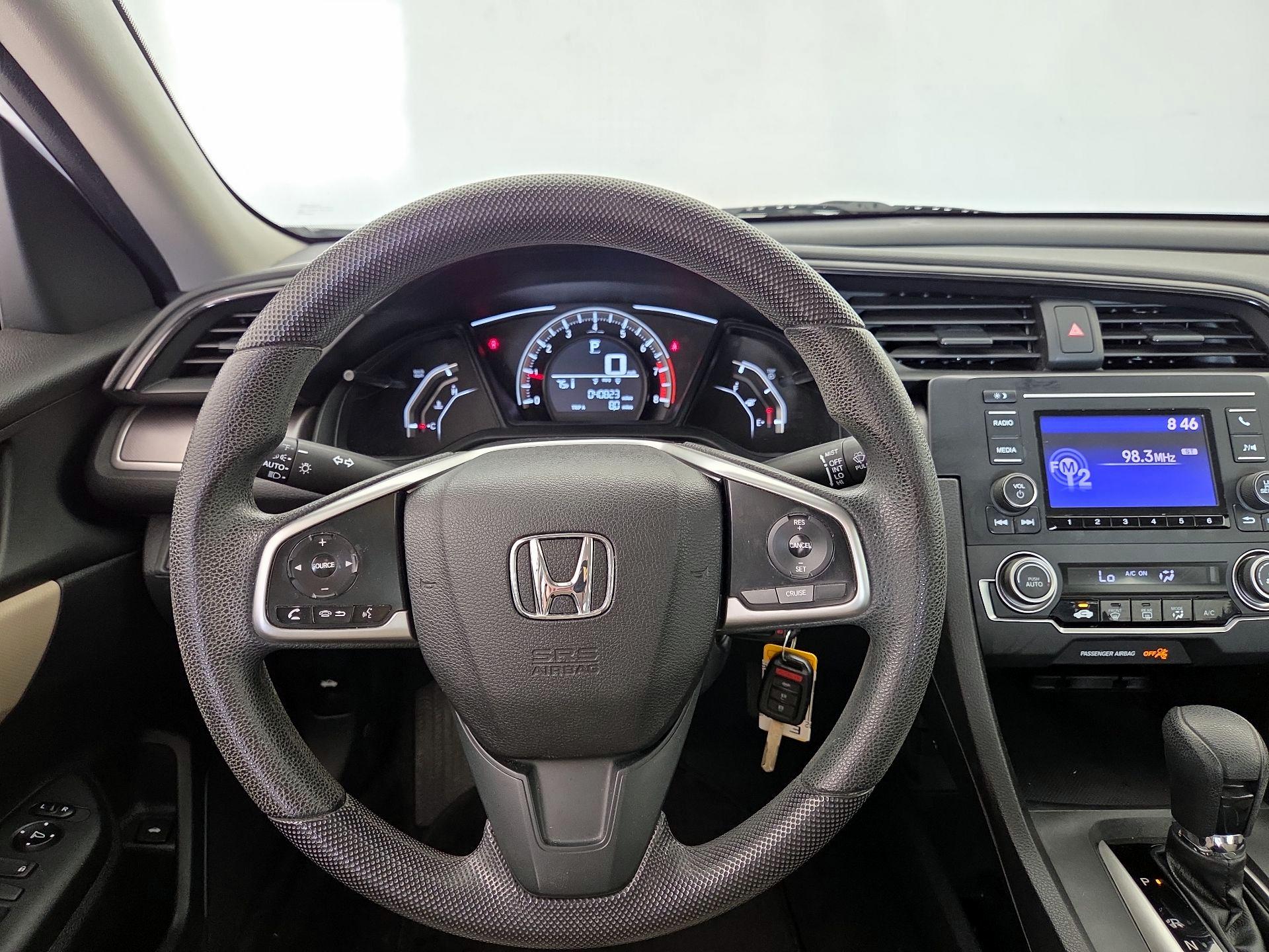 Thumbnail: 2017 Honda Civic - 10