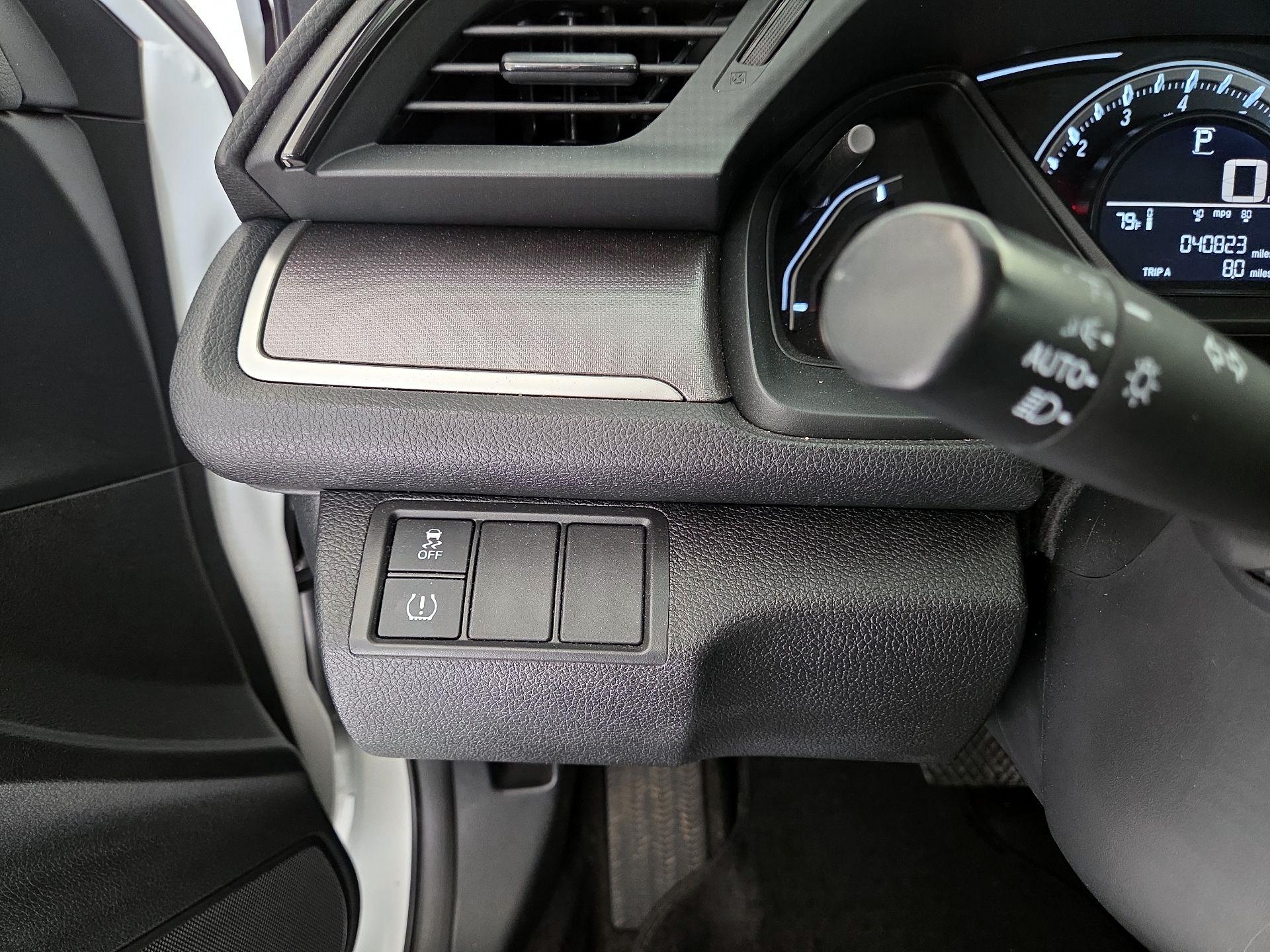 Thumbnail: 2017 Honda Civic - 13