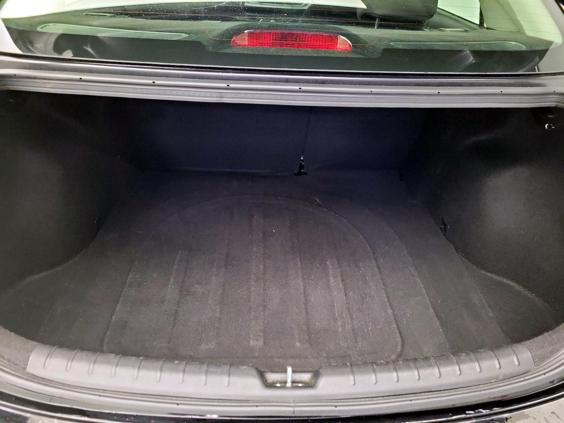 Thumbnail: 2021 Kia Rio - 19