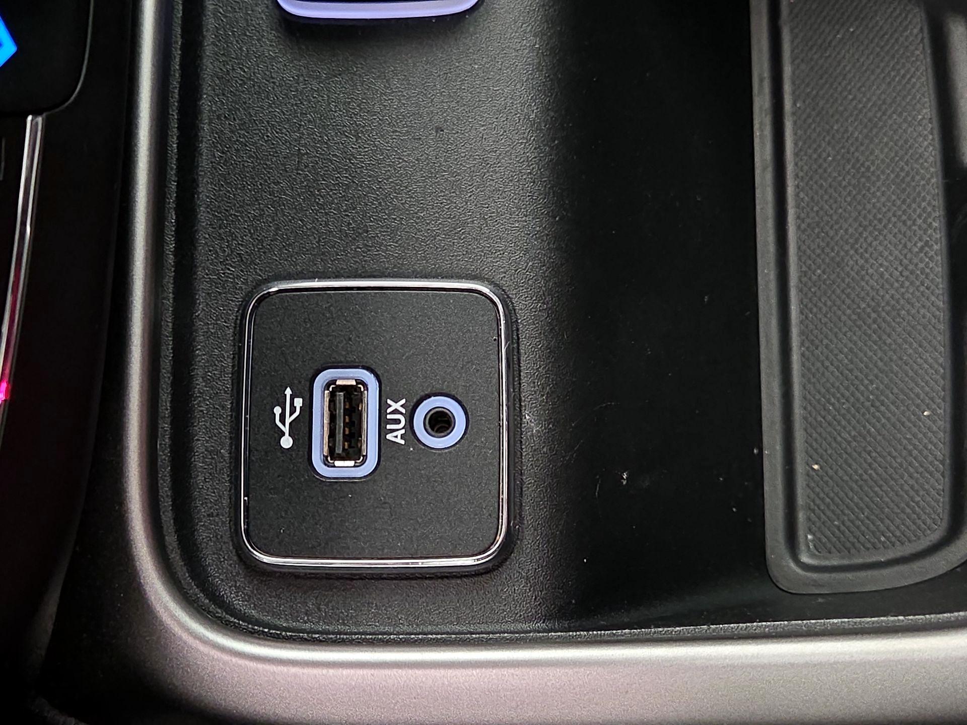 Thumbnail: 2018 Jeep Compass - 18