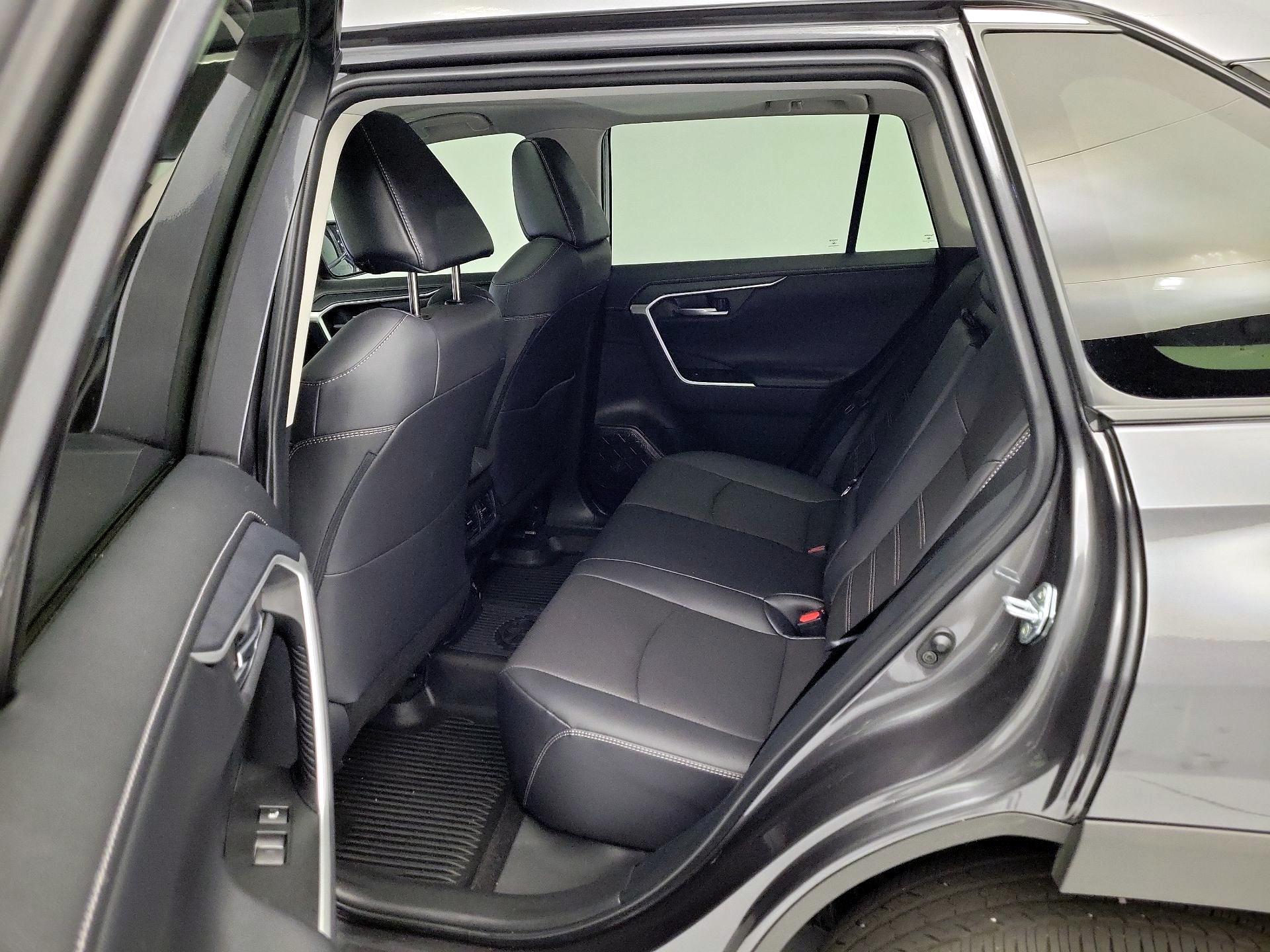 Thumbnail: 2025 Toyota RAV4 - 20