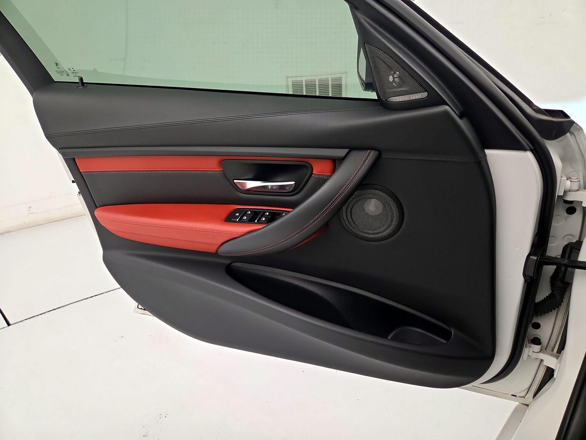 Thumbnail: 2017 BMW M3 - 12