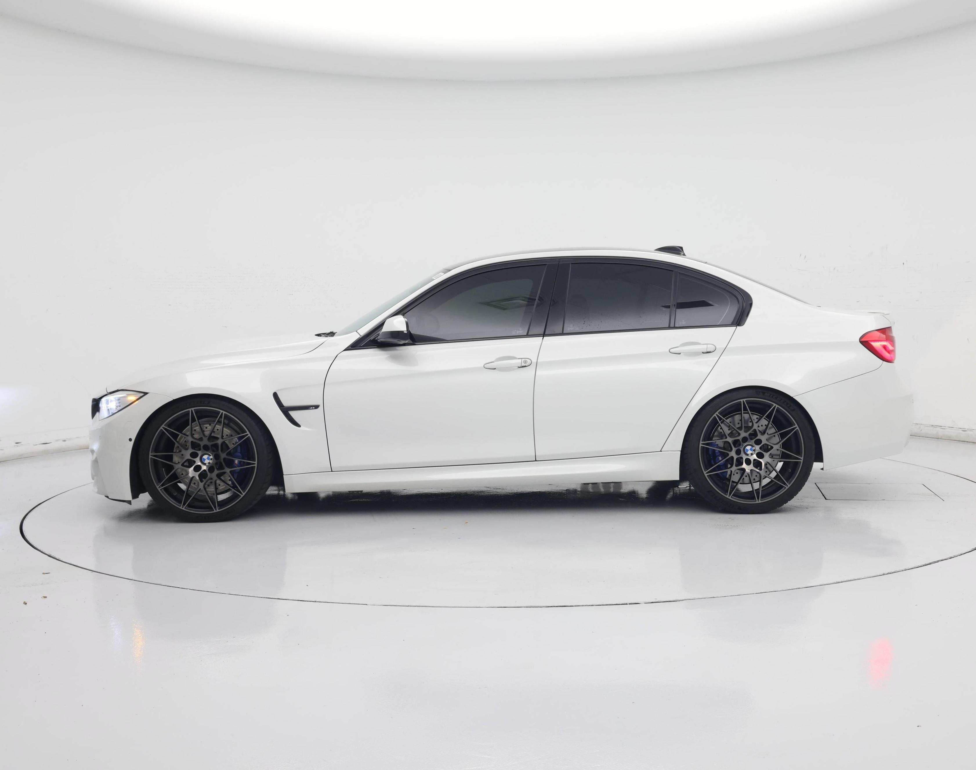 Thumbnail: 2017 BMW M3 - 3