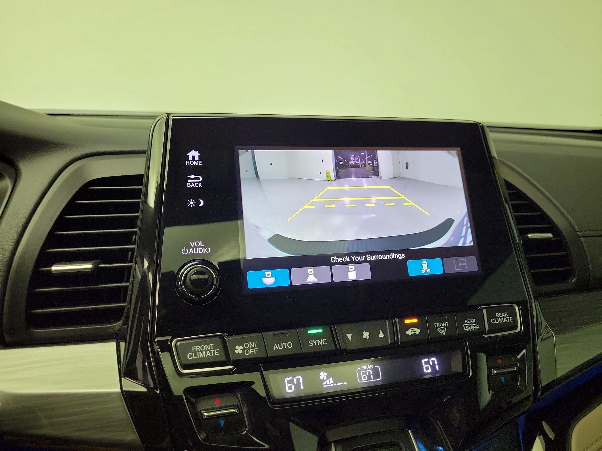 Thumbnail: 2022 Honda Odyssey - 15